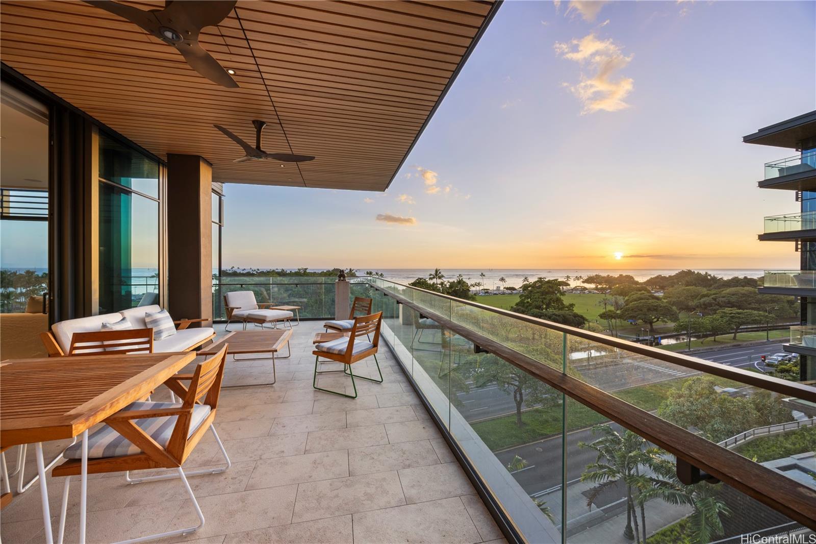 Park Lane condo # 8601, Honolulu, Hawaii - photo 2 of 25