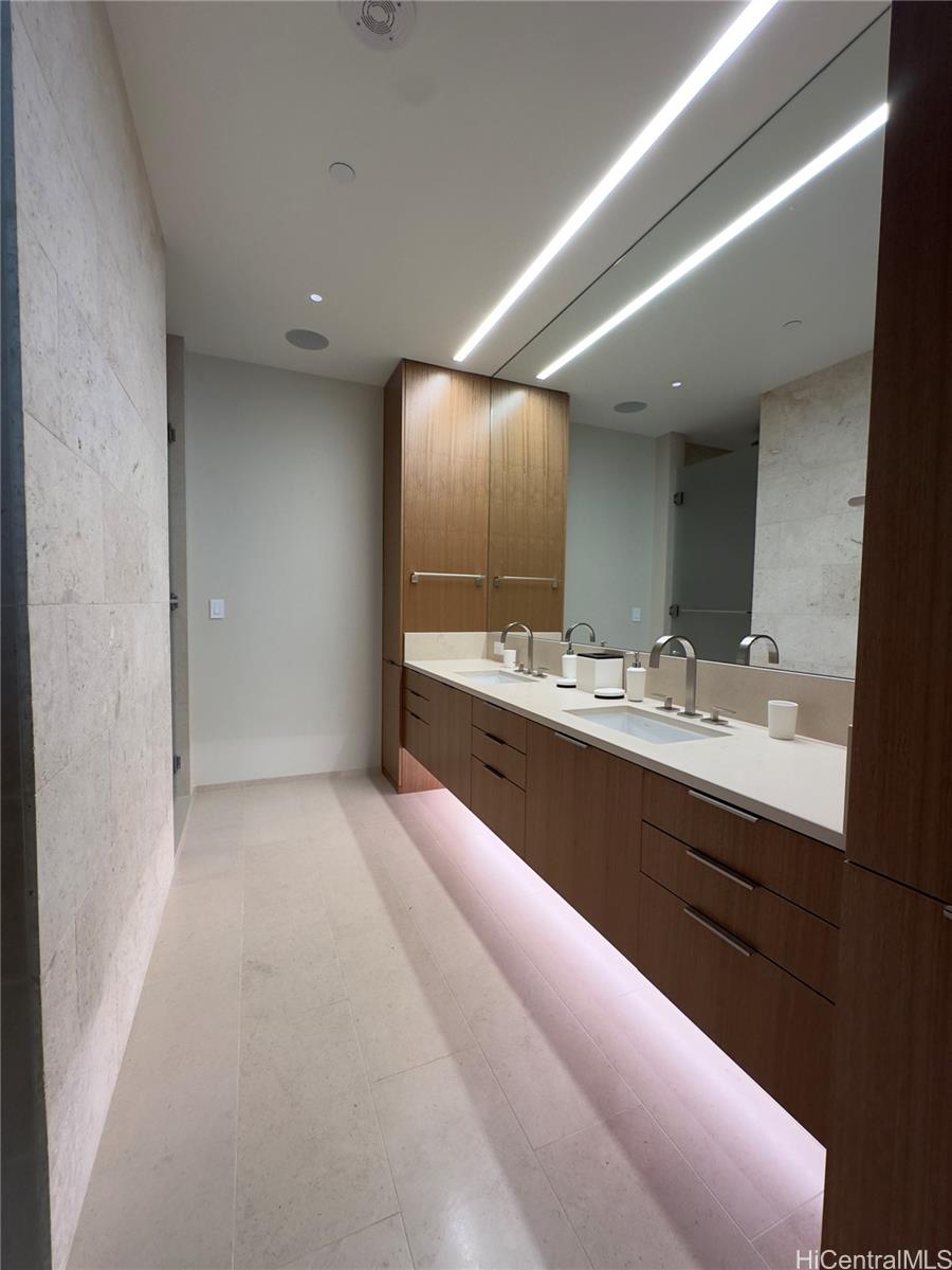 1388 Ala Moana Blvd Honolulu - Rental - photo 7 of 14