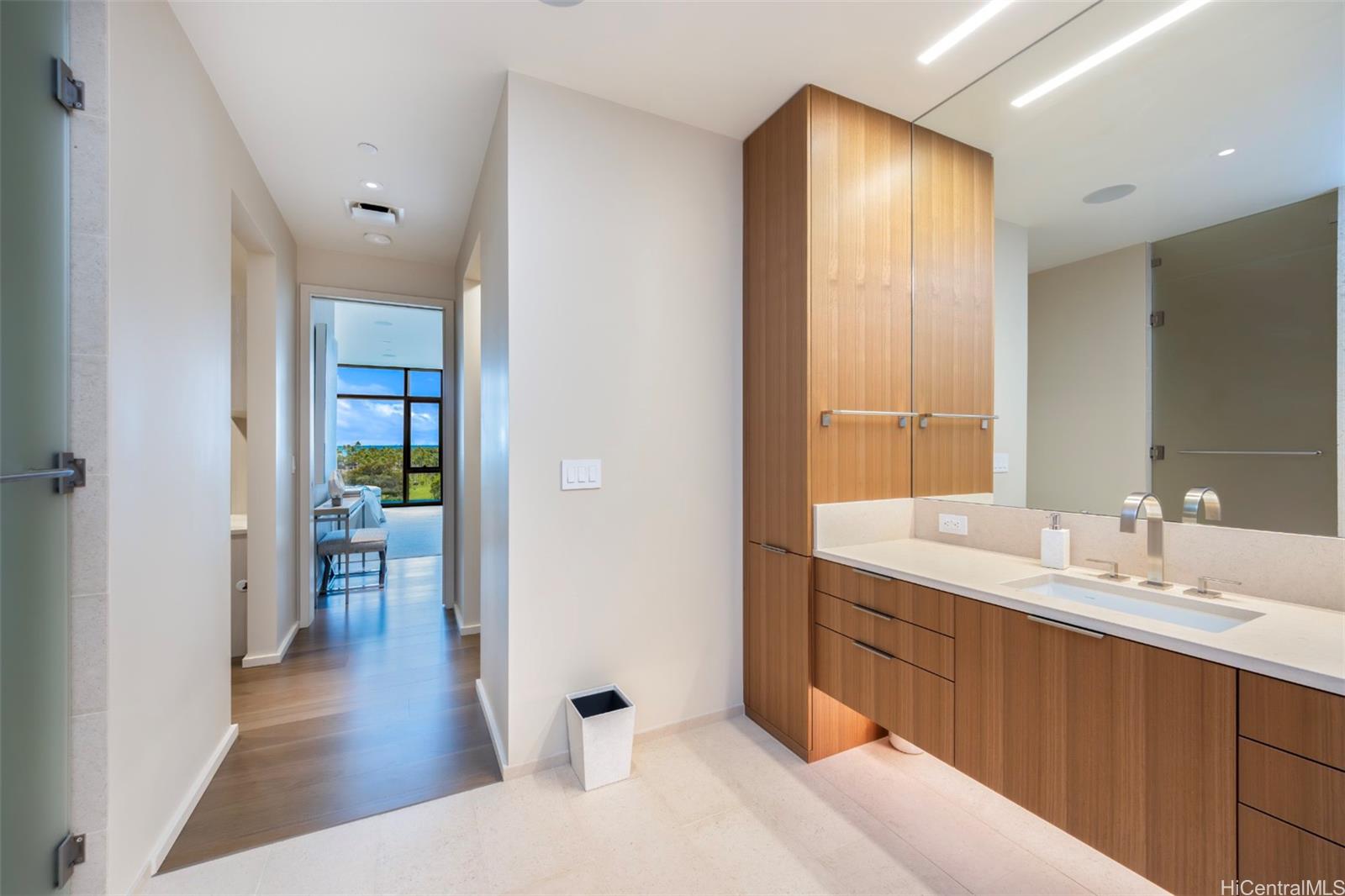 Park Lane condo # 8604, Honolulu, Hawaii - photo 16 of 25