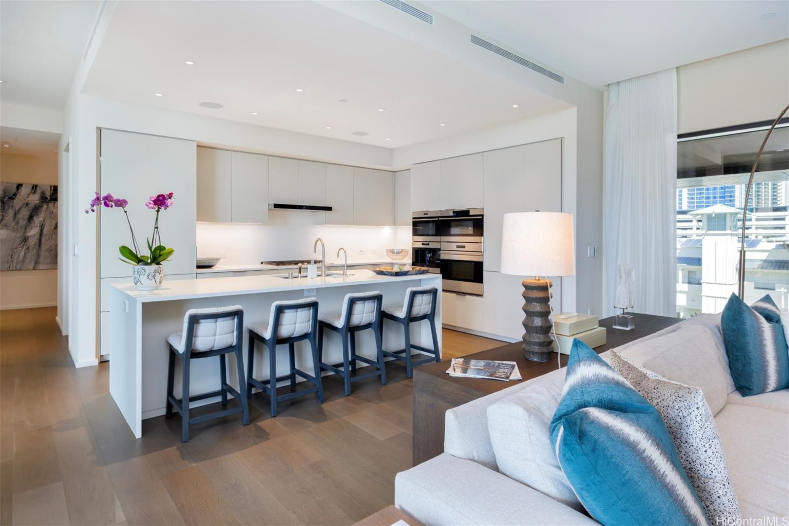 Park Lane condo # 8604, Honolulu, Hawaii - photo 9 of 25