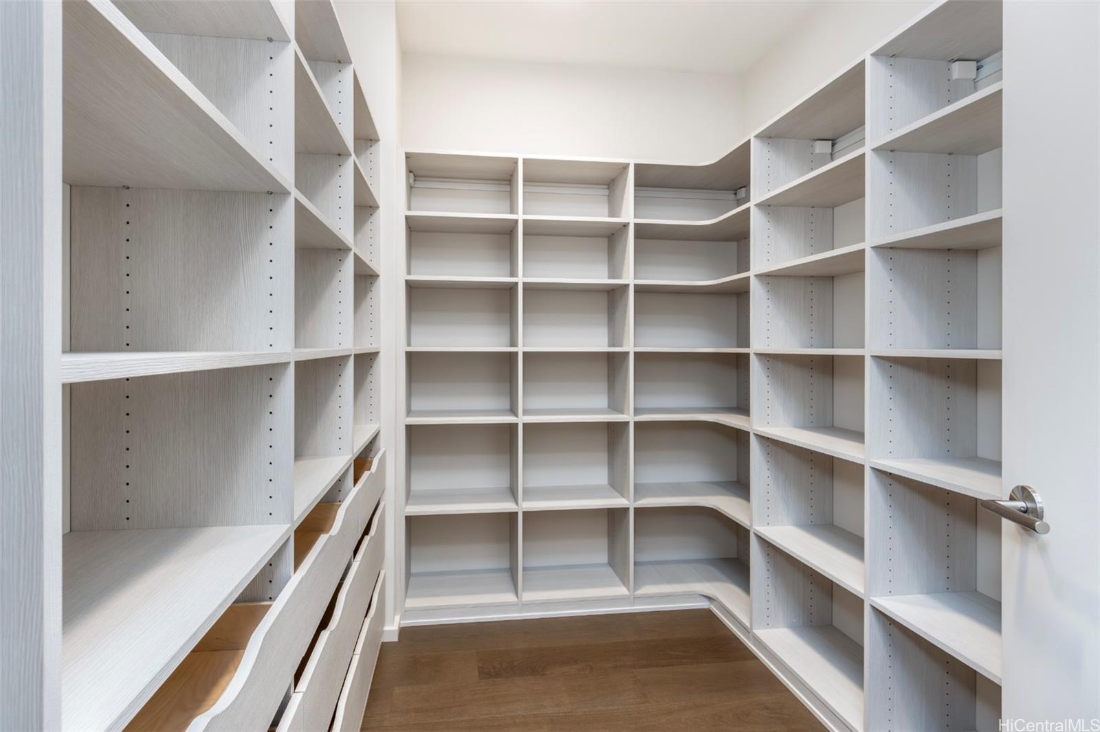 Park Lane condo # 8604, Honolulu, Hawaii - photo 10 of 25