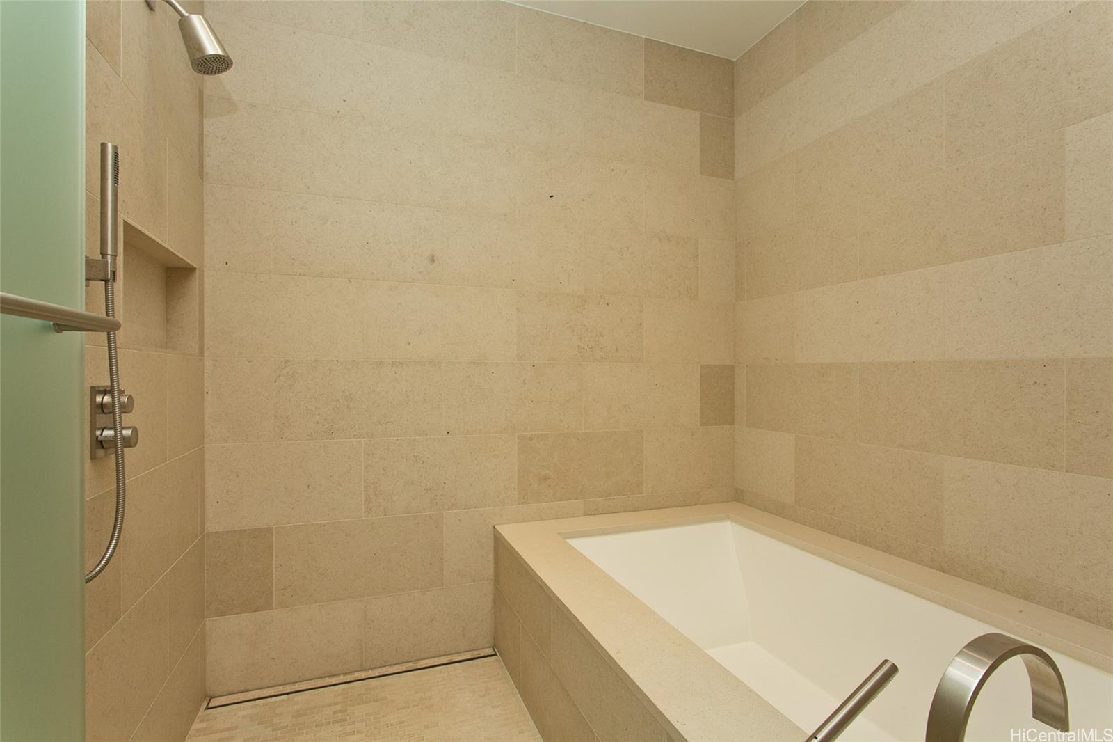 1388 Ala Moana Blvd Honolulu - Rental - photo 14 of 18