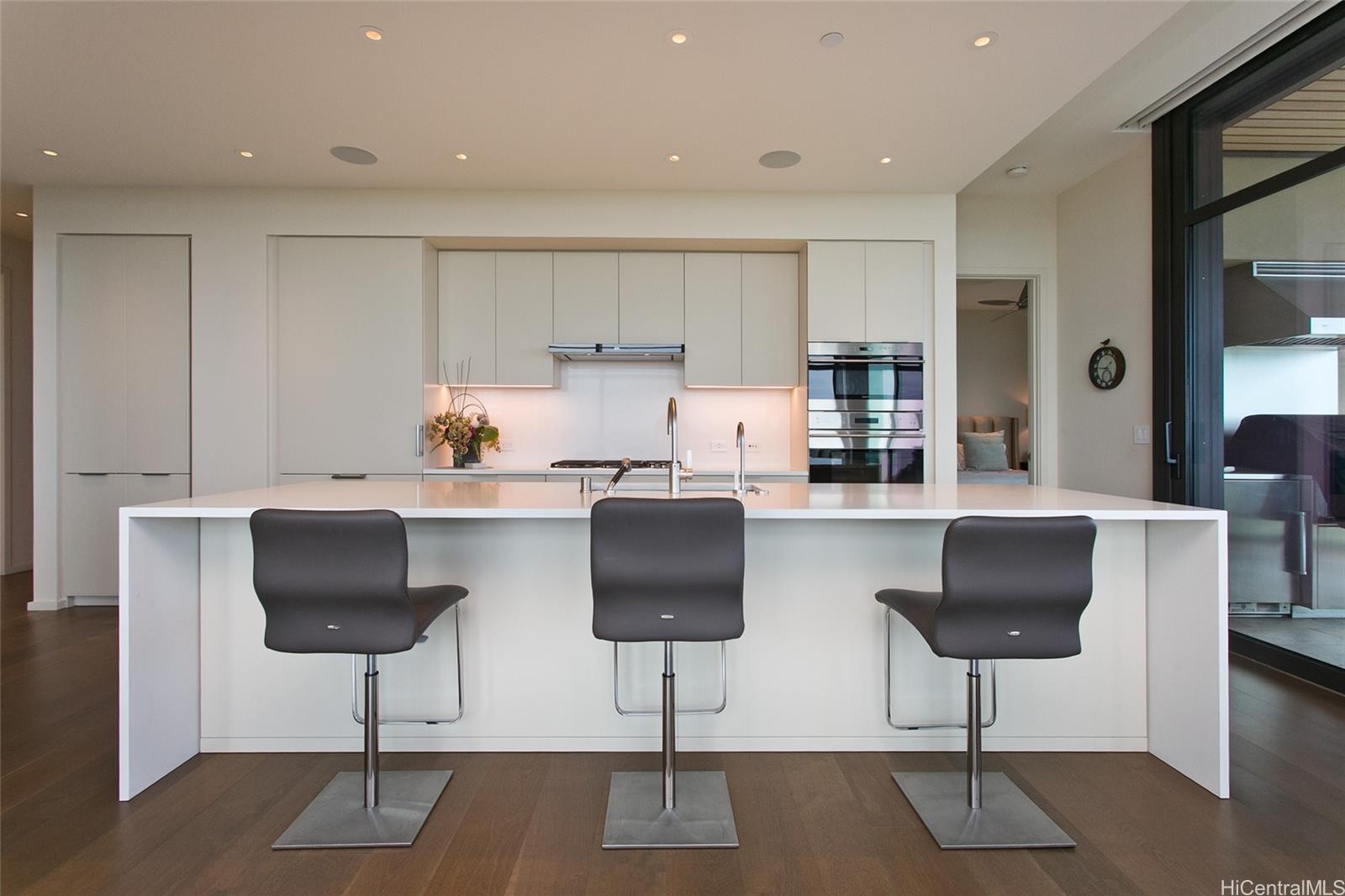 1388 Ala Moana Blvd Honolulu - Rental - photo 6 of 18