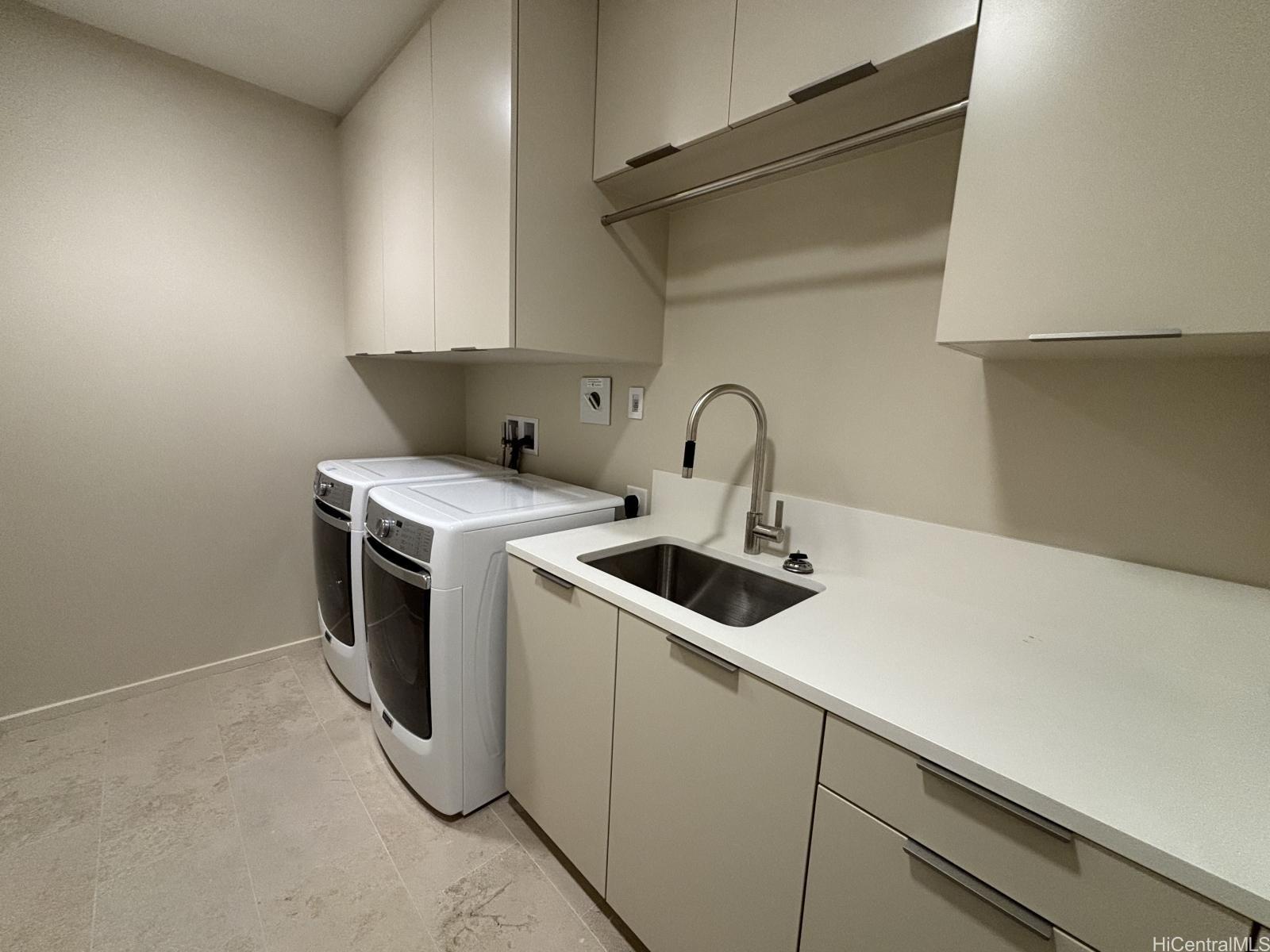 1388 Ala Moana Blvd Honolulu - Rental - photo 5 of 23