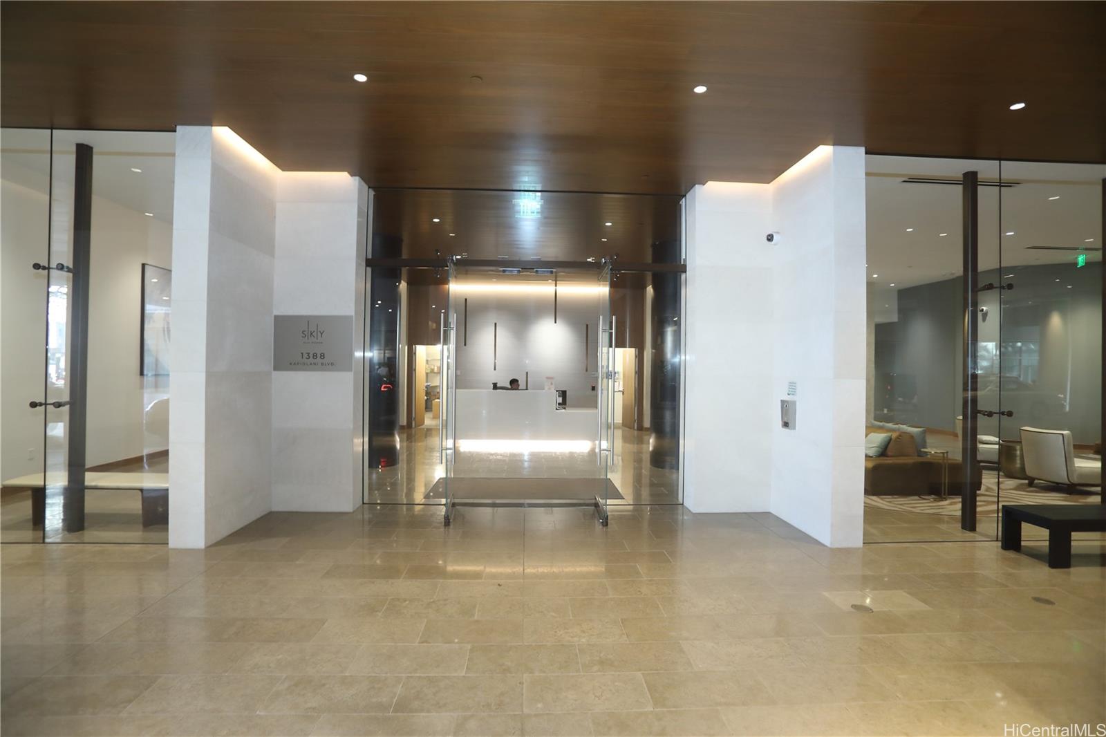 Sky Ala Moana West condo # 1001, Honolulu, Hawaii - photo 2 of 23