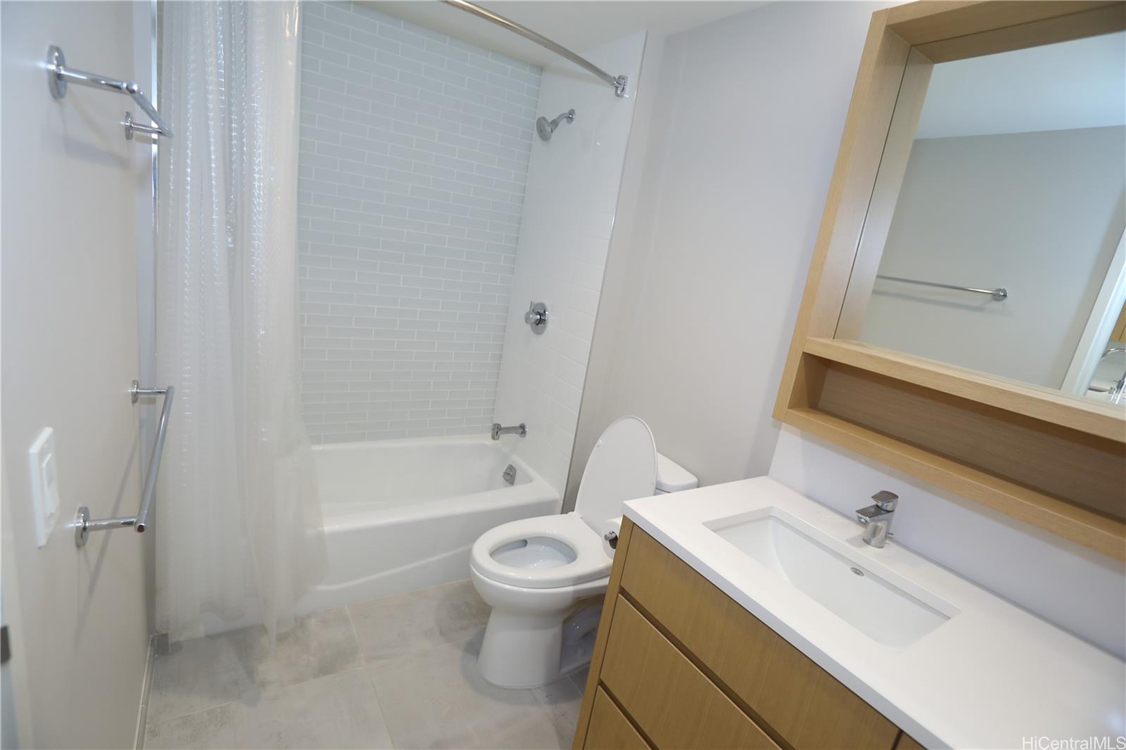 Sky Ala Moana West condo # 1001, Honolulu, Hawaii - photo 12 of 23