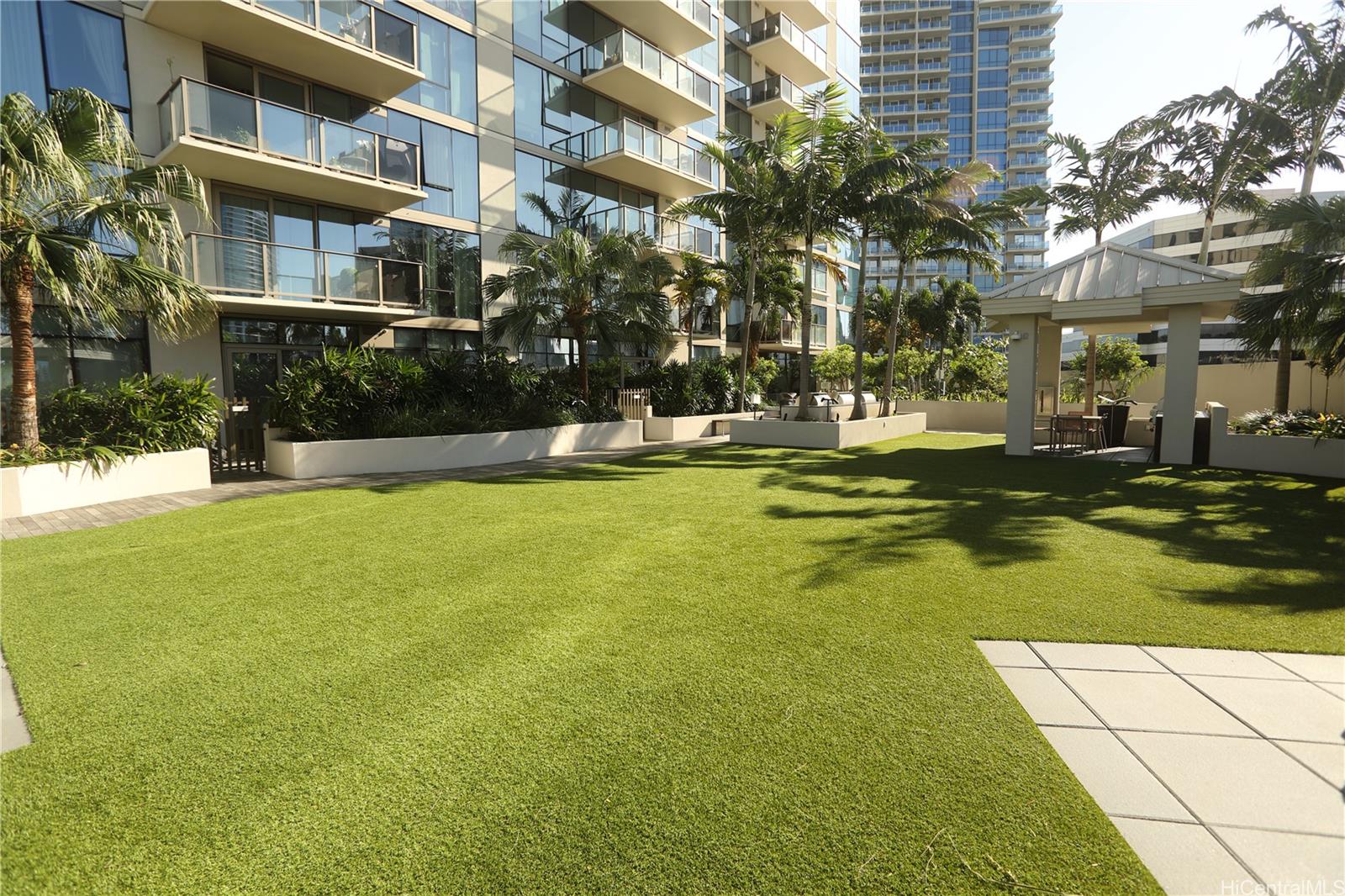 Sky Ala Moana West condo # 1001, Honolulu, Hawaii - photo 17 of 23