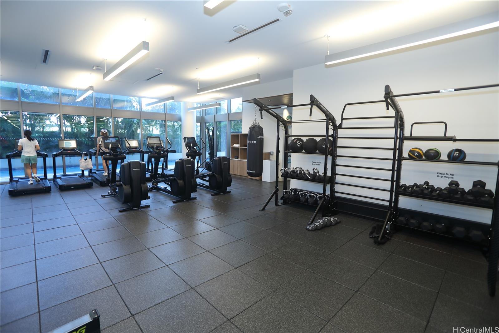 Sky Ala Moana West condo # 1001, Honolulu, Hawaii - photo 21 of 23