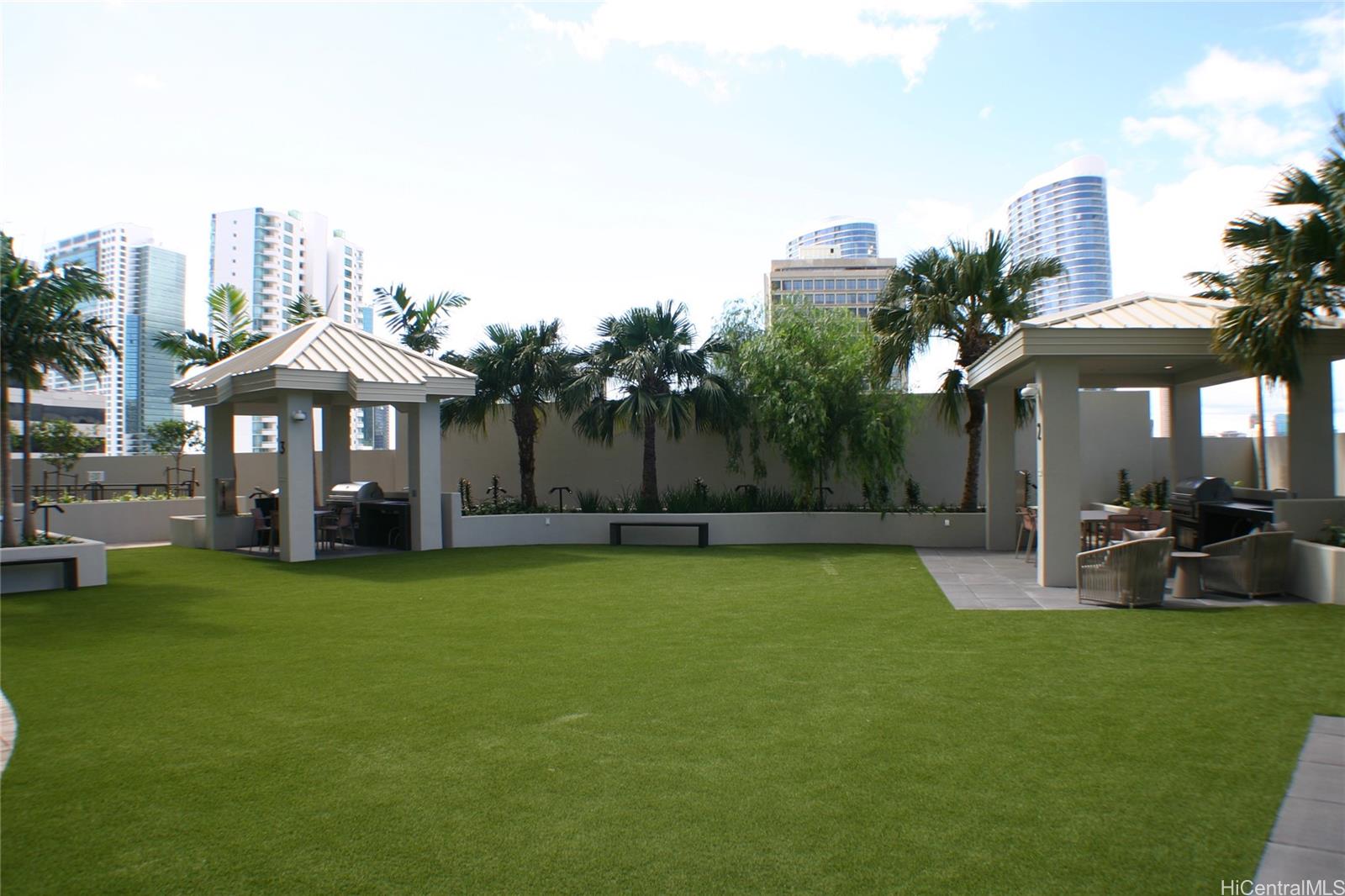 Sky Ala Moana West condo # 1009, Honolulu, Hawaii - photo 23 of 25