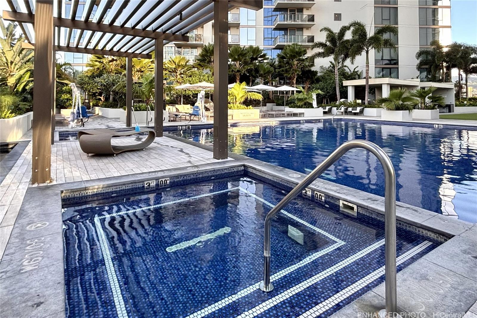 Sky Ala Moana West condo # 1409, Honolulu, Hawaii - photo 4 of 19