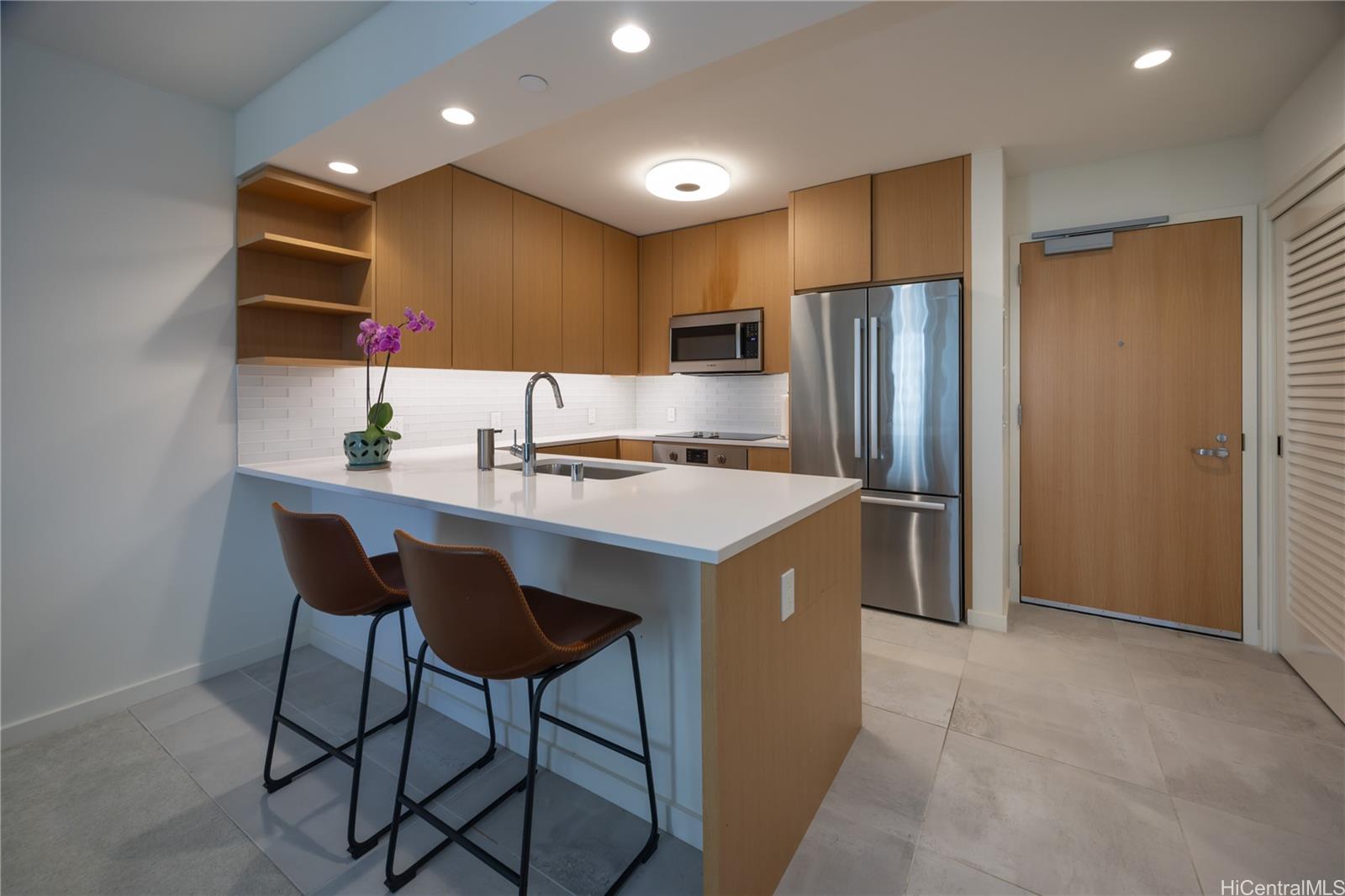 Sky Ala Moana West condo # 1505, Honolulu, Hawaii - photo 13 of 17