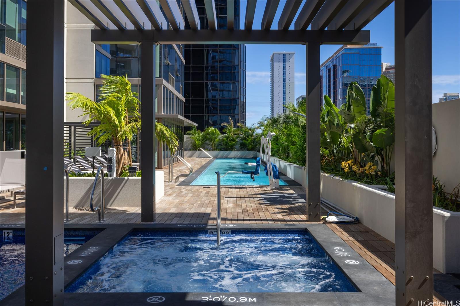 Sky Ala Moana West condo # 1505, Honolulu, Hawaii - photo 6 of 17