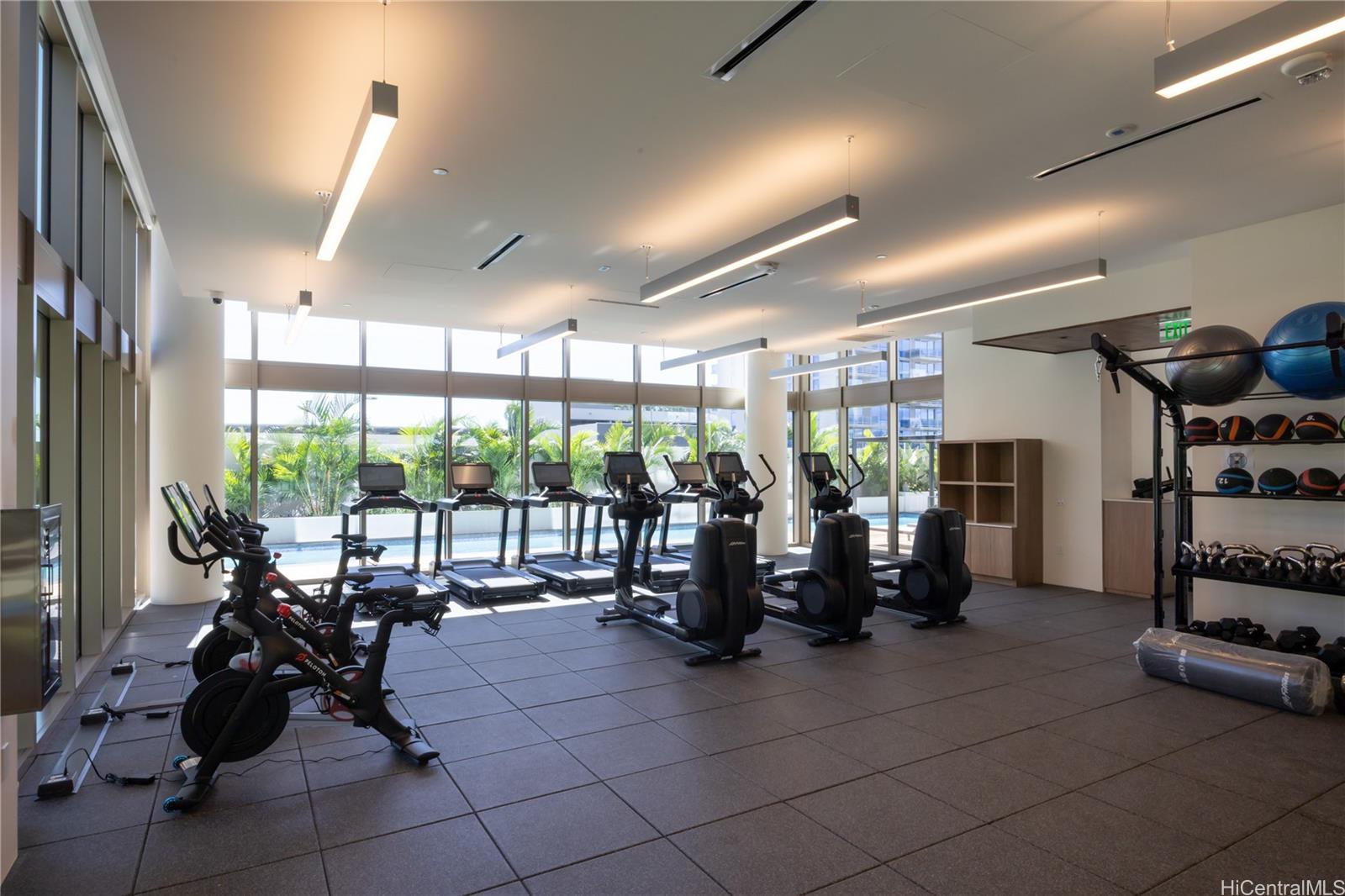 Sky Ala Moana West condo # 1505, Honolulu, Hawaii - photo 14 of 15