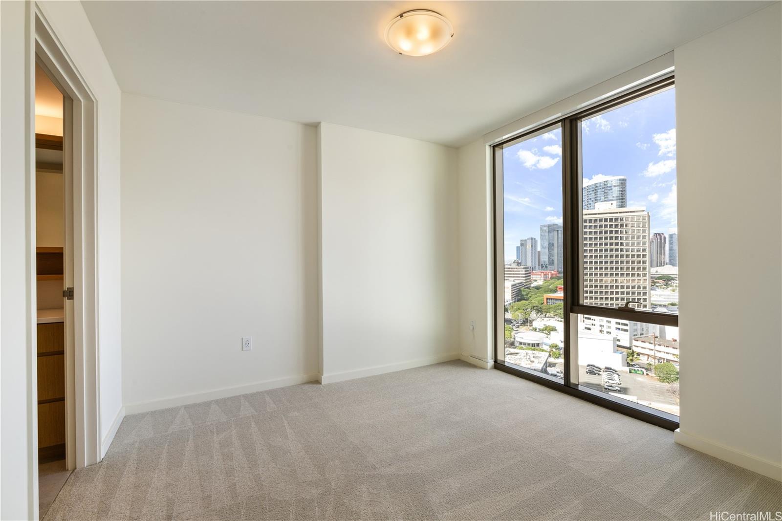 Sky Ala Moana West condo # 1508, Honolulu, Hawaii - photo 10 of 18