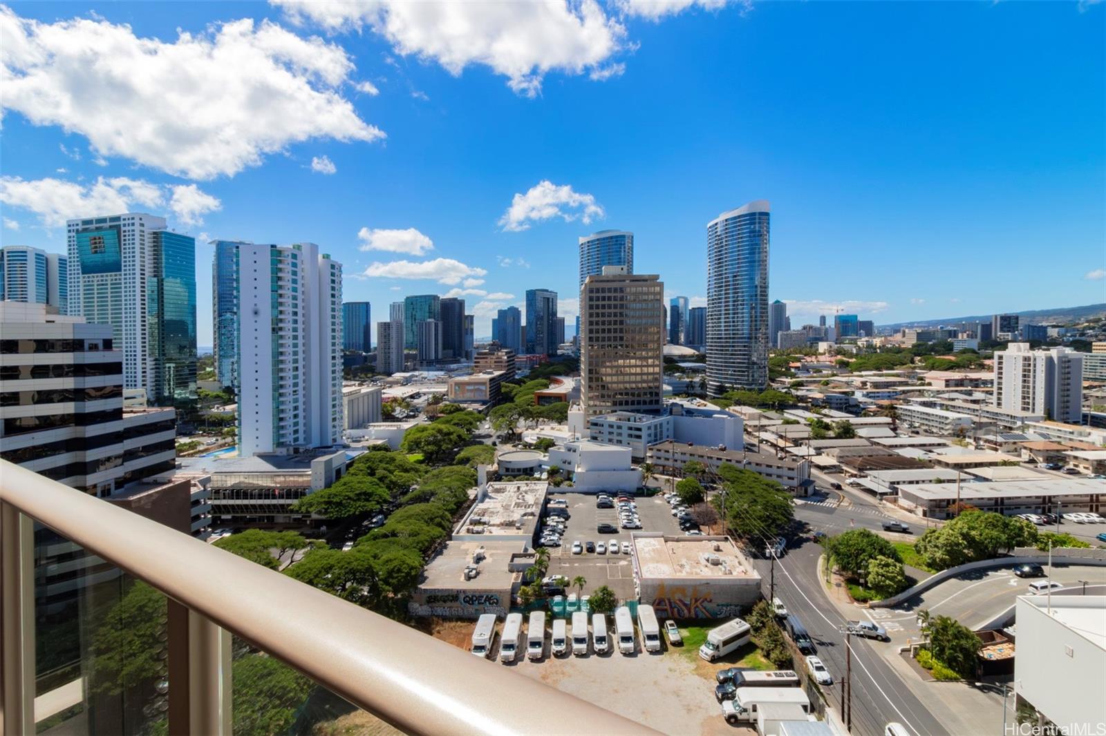 1388 Kapiolani Blvd Honolulu - Rental - photo 11 of 25