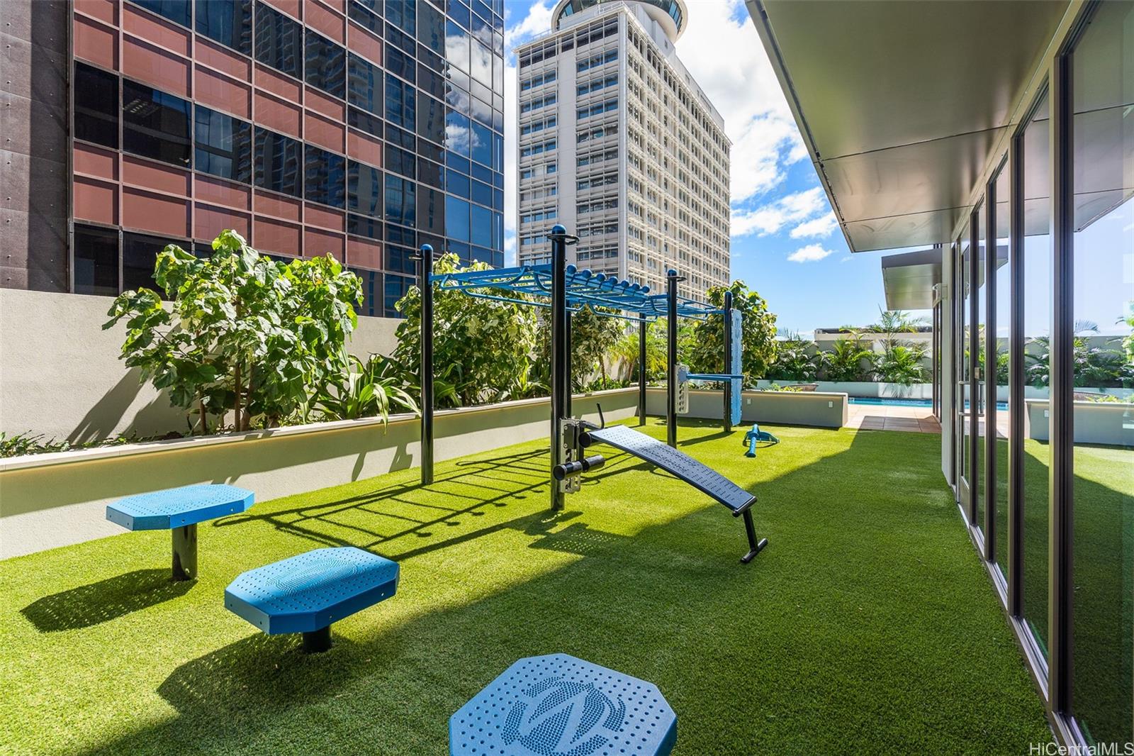 Sky Ala Moana West condo # 1610, Honolulu, Hawaii - photo 16 of 24