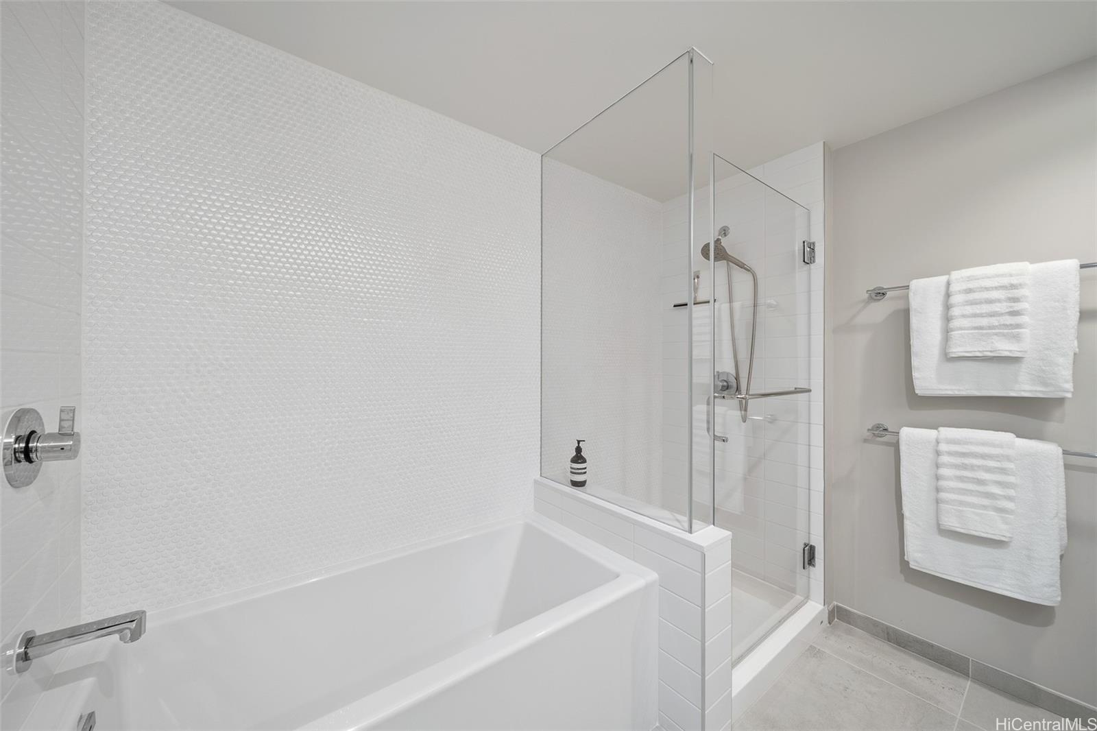 Sky Ala Moana West condo # 1801, Honolulu, Hawaii - photo 14 of 25