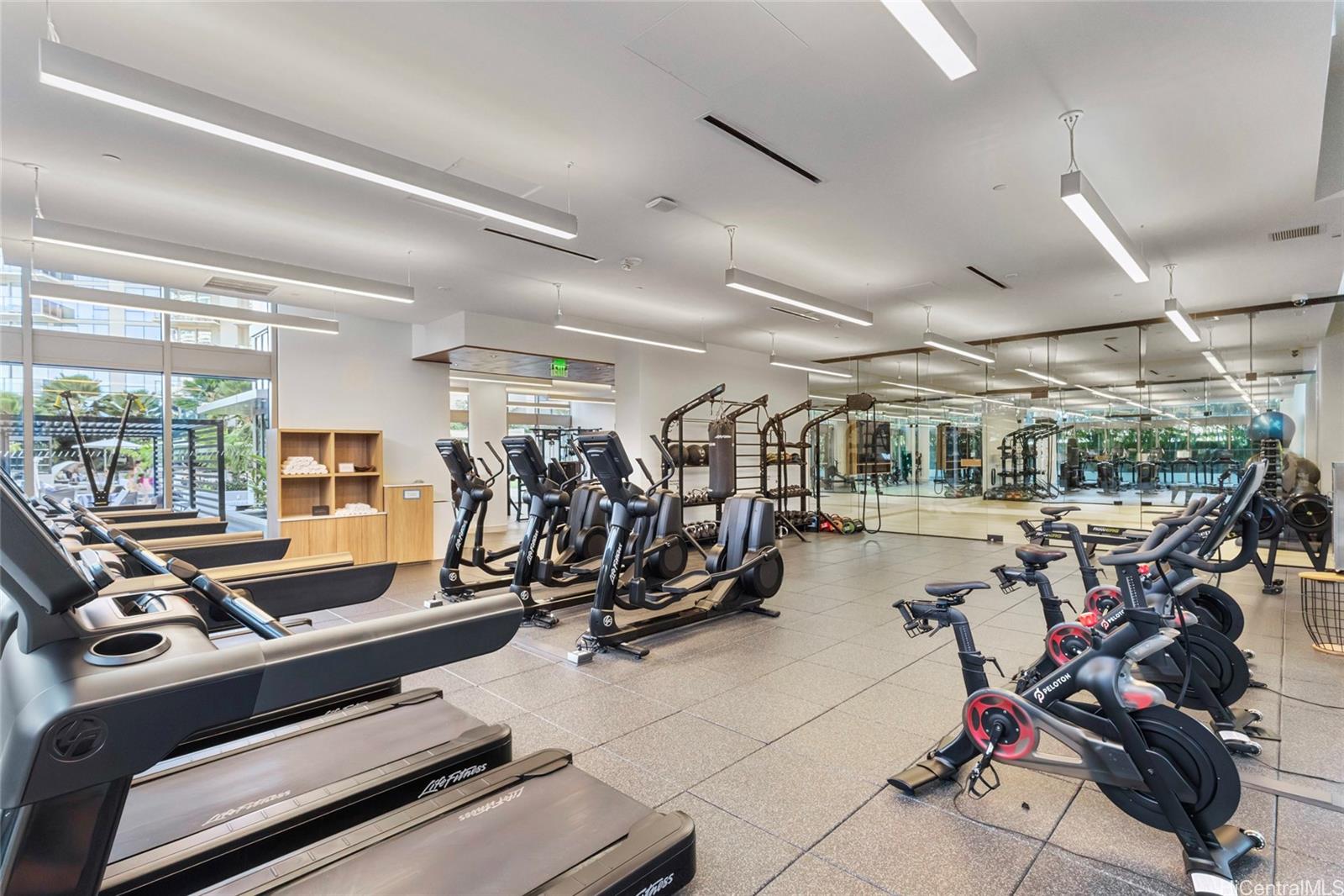 Sky Ala Moana West condo # 1801, Honolulu, Hawaii - photo 23 of 25