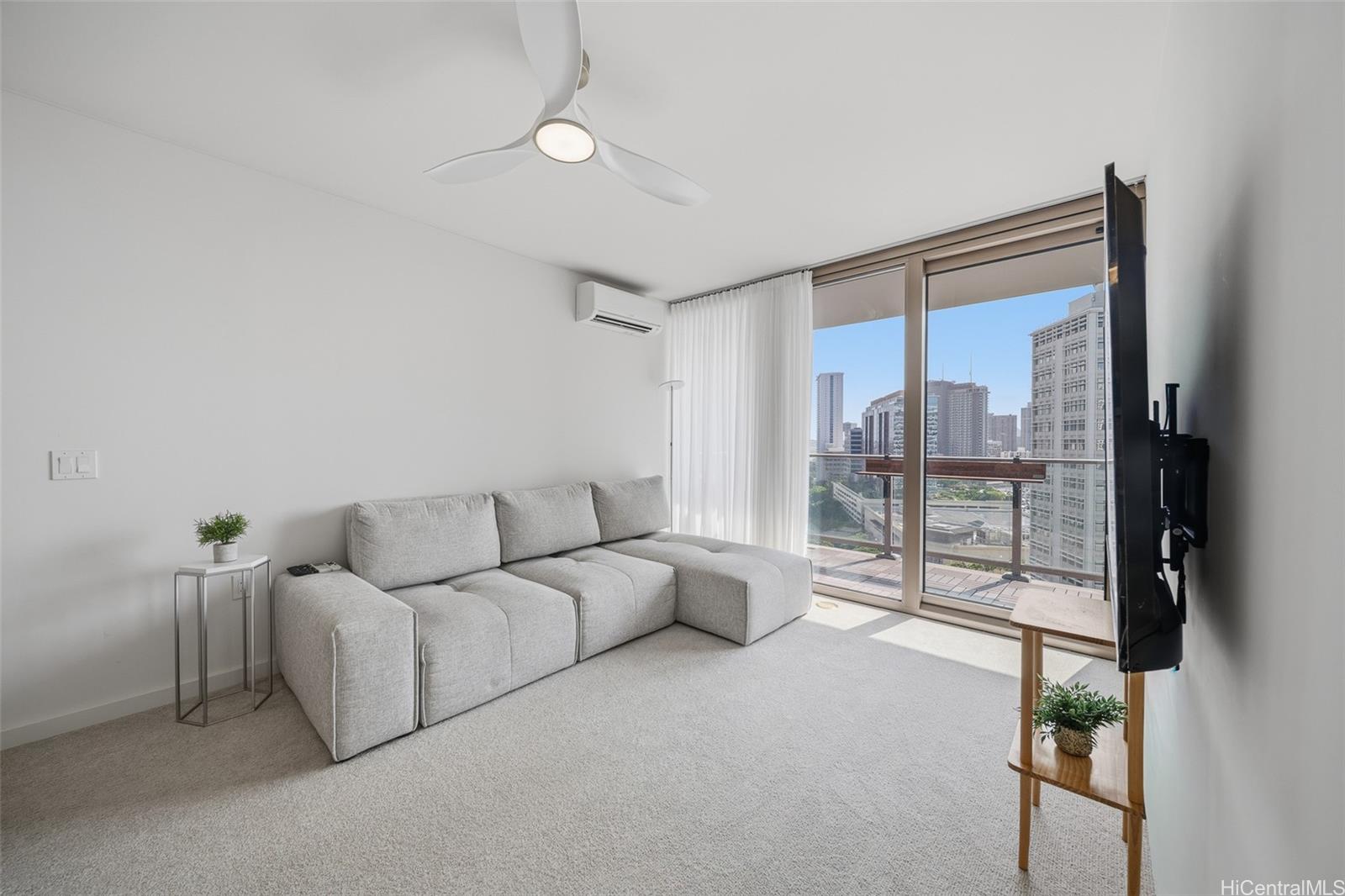 Sky Ala Moana West condo # 1801, Honolulu, Hawaii - photo 8 of 25