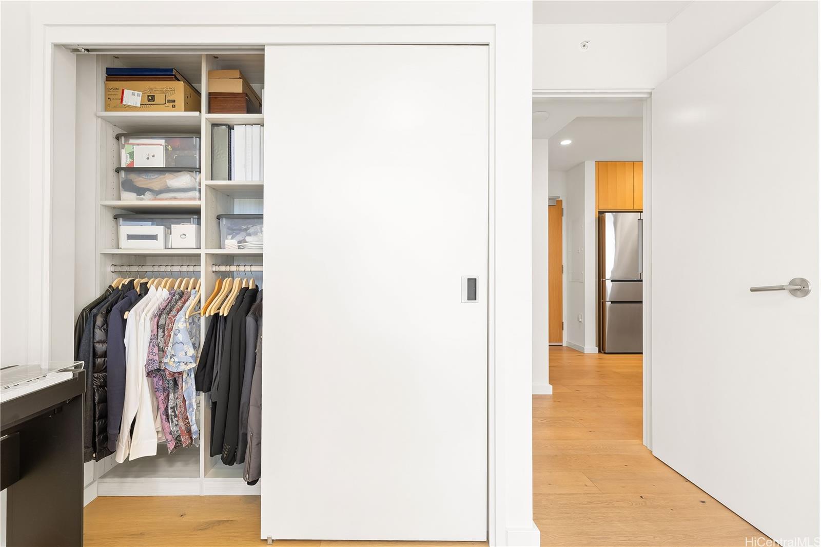 Sky Ala Moana West condo # 1807, Honolulu, Hawaii - photo 8 of 24