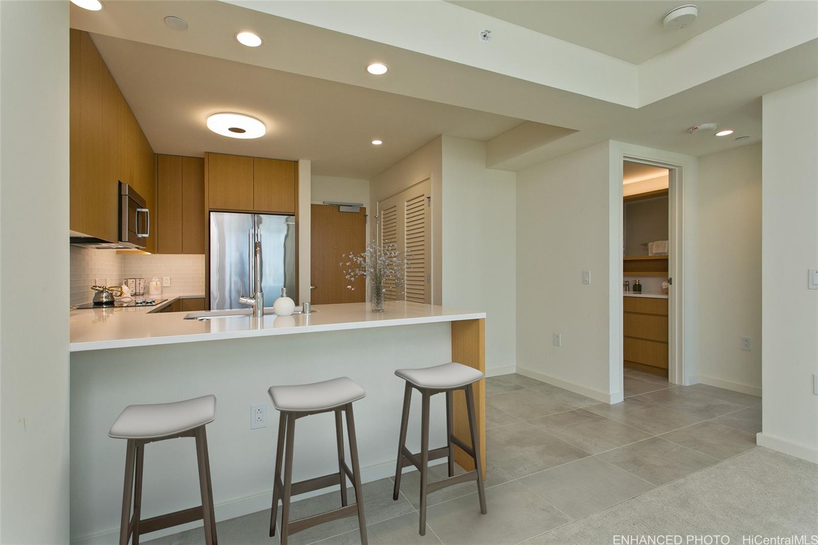 Sky Ala Moana West condo # 1810, Honolulu, Hawaii - photo 6 of 19