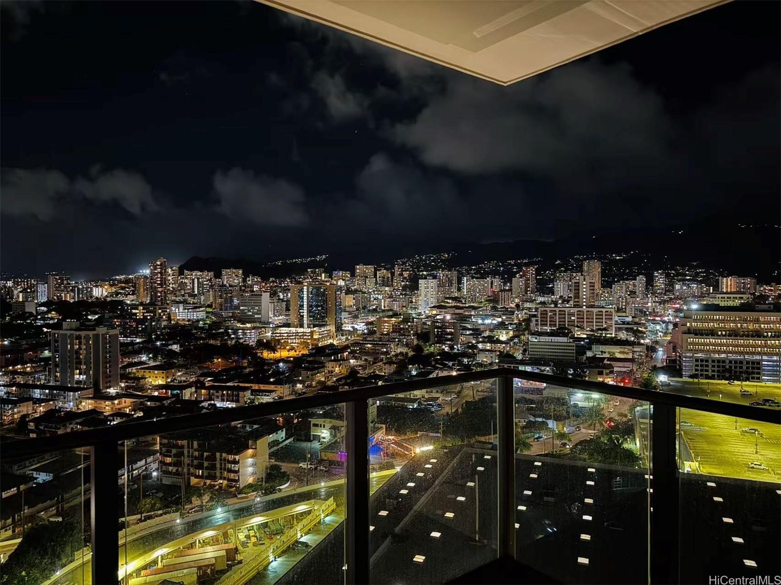 Sky Ala Moana West condo # 2106, Honolulu, Hawaii - photo 18 of 25