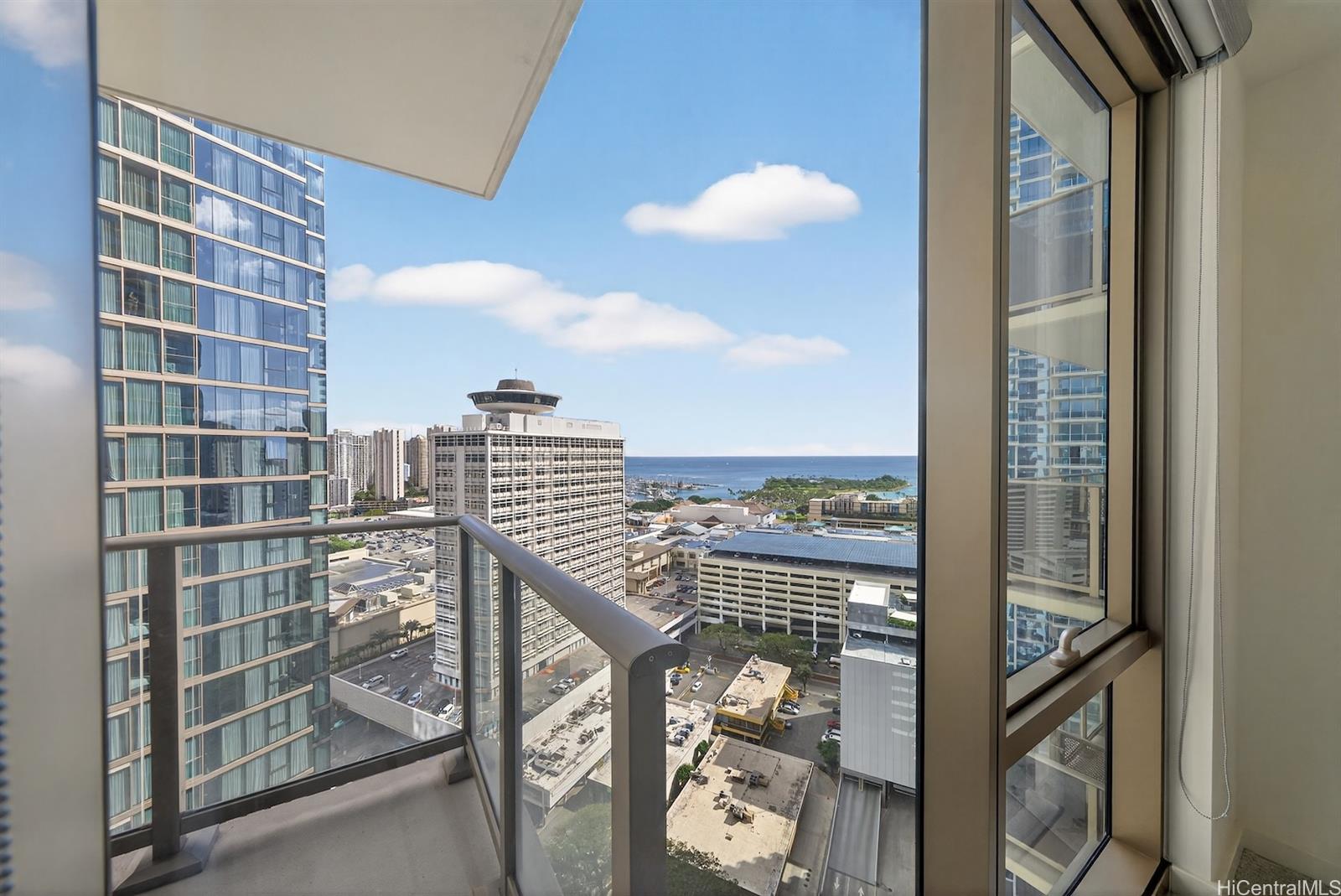 Sky Ala Moana West condo # 2507, Honolulu, Hawaii - photo 15 of 25