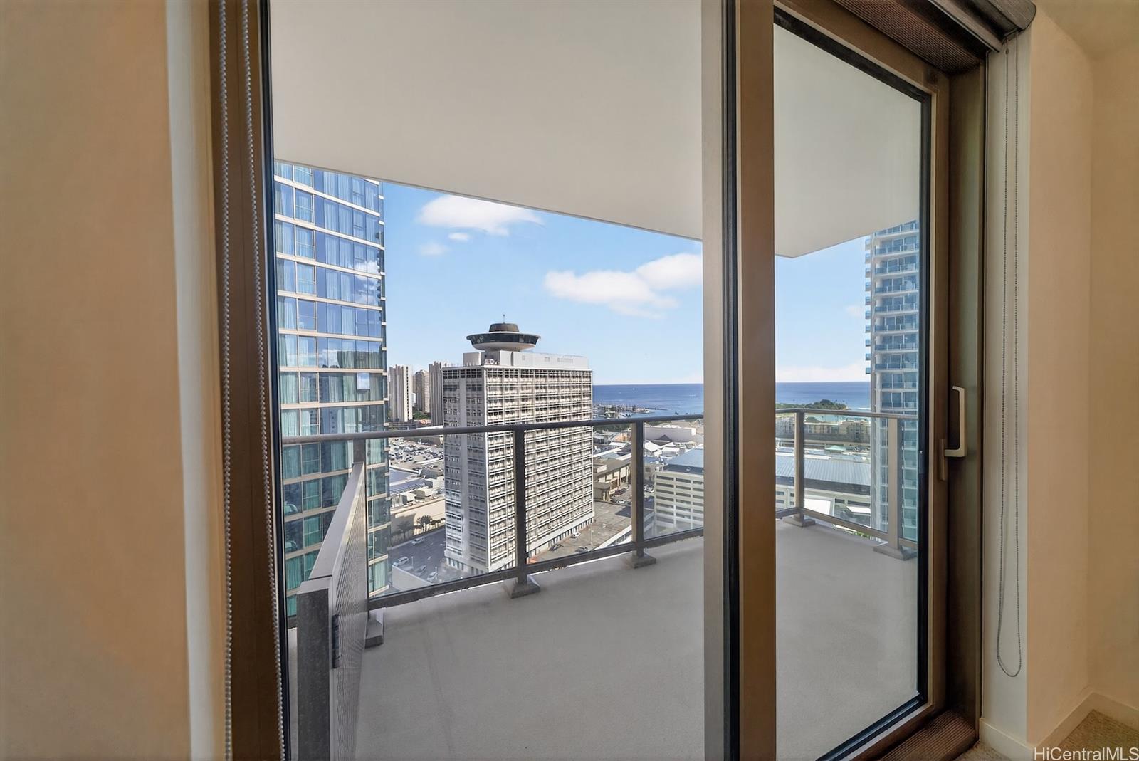 Sky Ala Moana West condo # 2507, Honolulu, Hawaii - photo 8 of 25