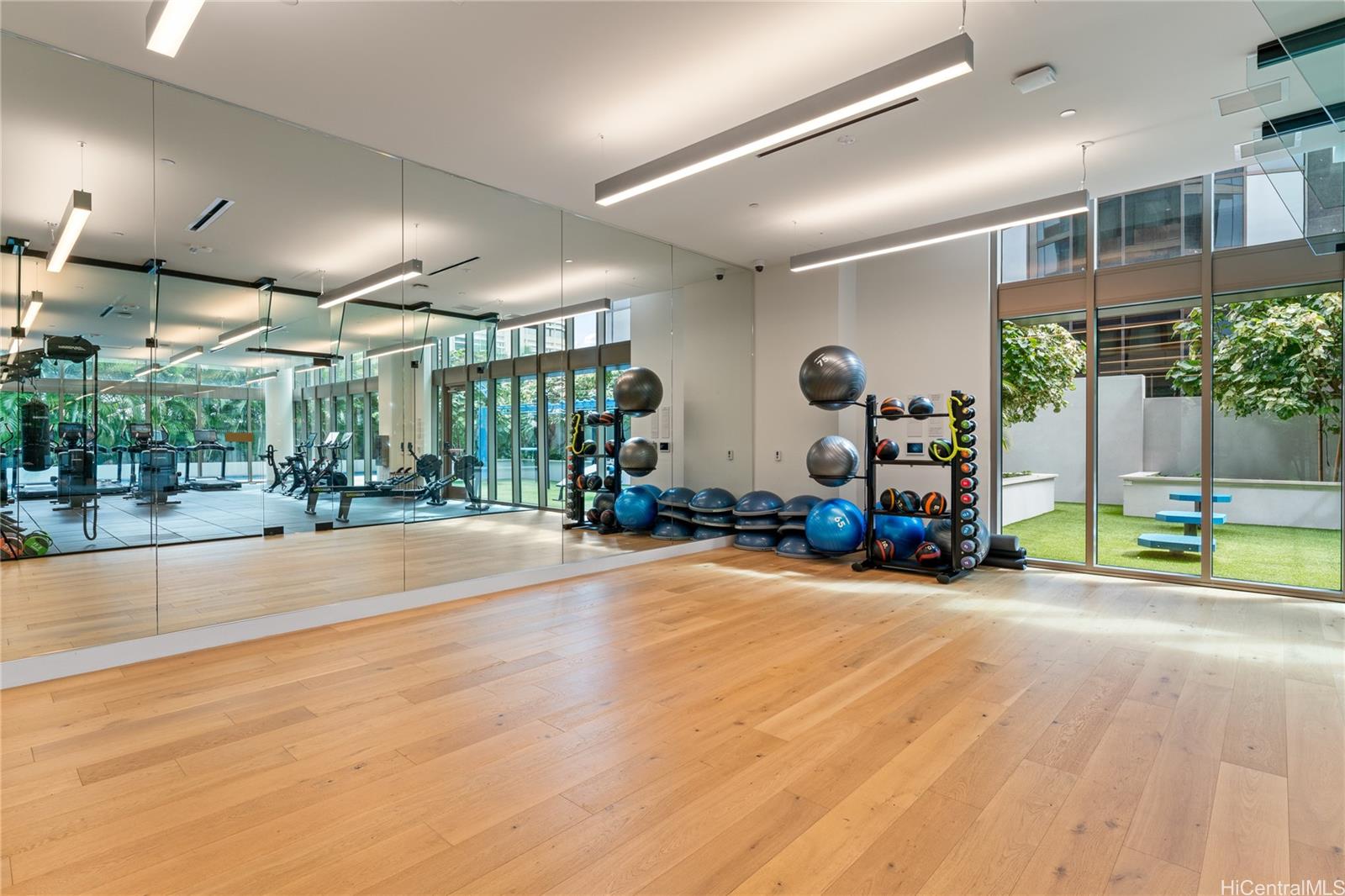 Sky Ala Moana West condo # 2802, Honolulu, Hawaii - photo 23 of 24