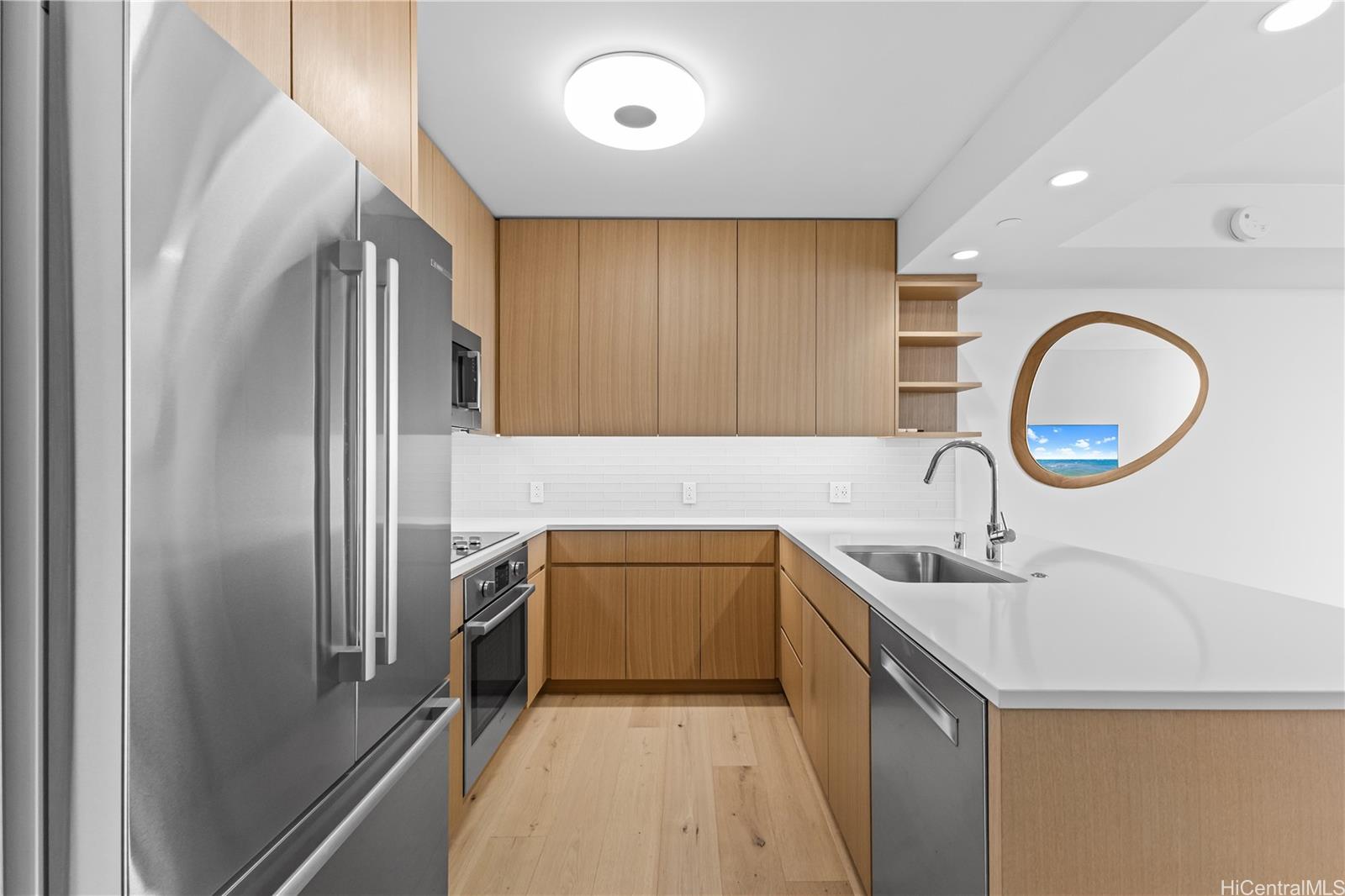 Sky Ala Moana West condo # 2903, Honolulu, Hawaii - photo 5 of 20