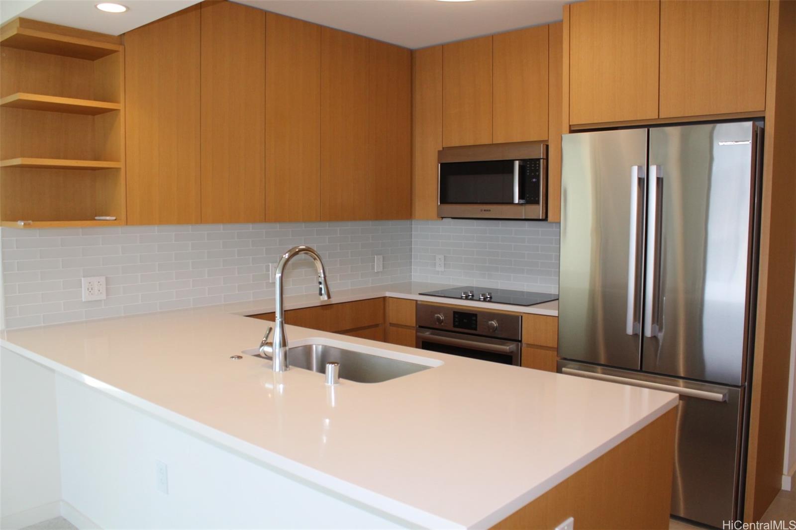 Sky Ala Moana West condo # 3009, Honolulu, Hawaii - photo 4 of 25