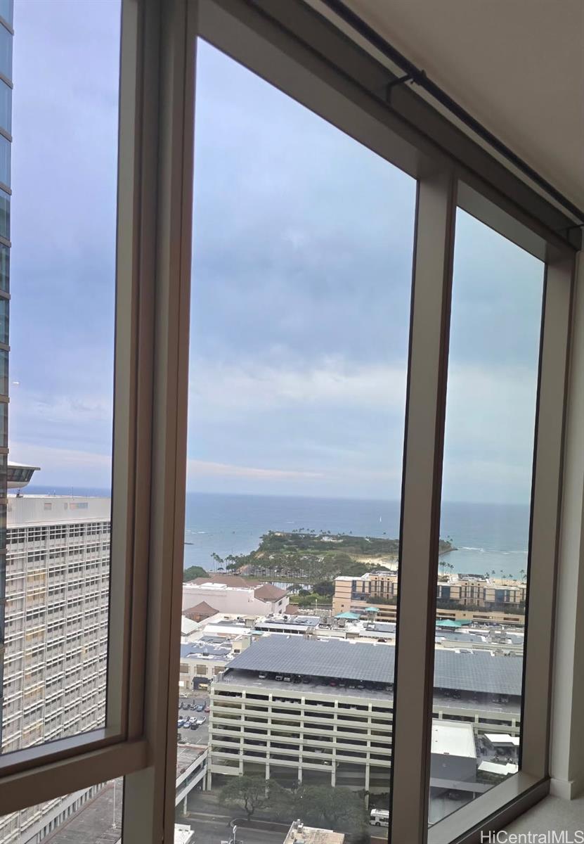 Sky Ala Moana West condo # 3009, Honolulu, Hawaii - photo 7 of 25