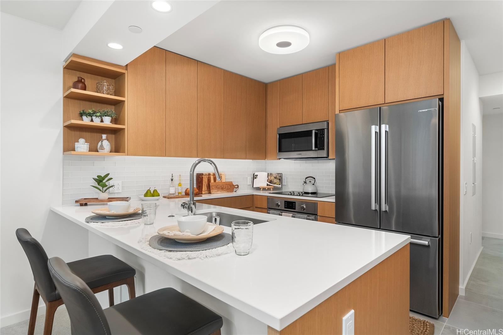 Sky Ala Moana West condo # 3309, Honolulu, Hawaii - photo 2 of 25