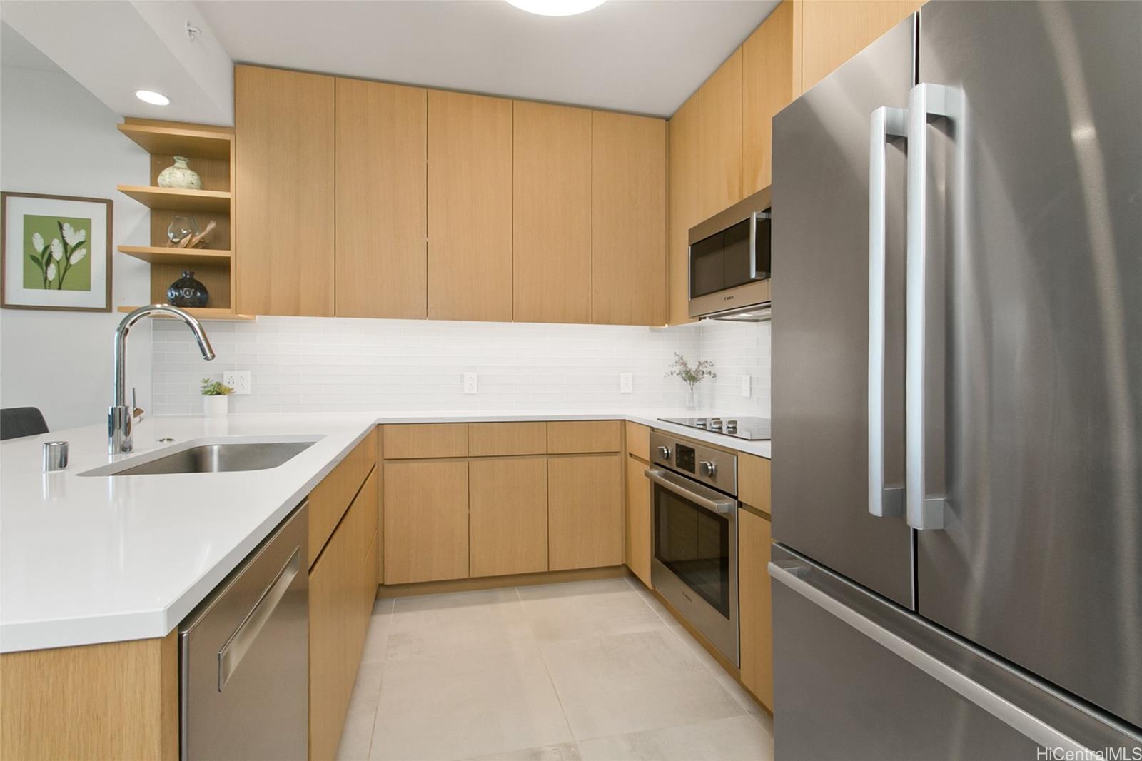 Sky Ala Moana West condo # 3408, Honolulu, Hawaii - photo 5 of 25