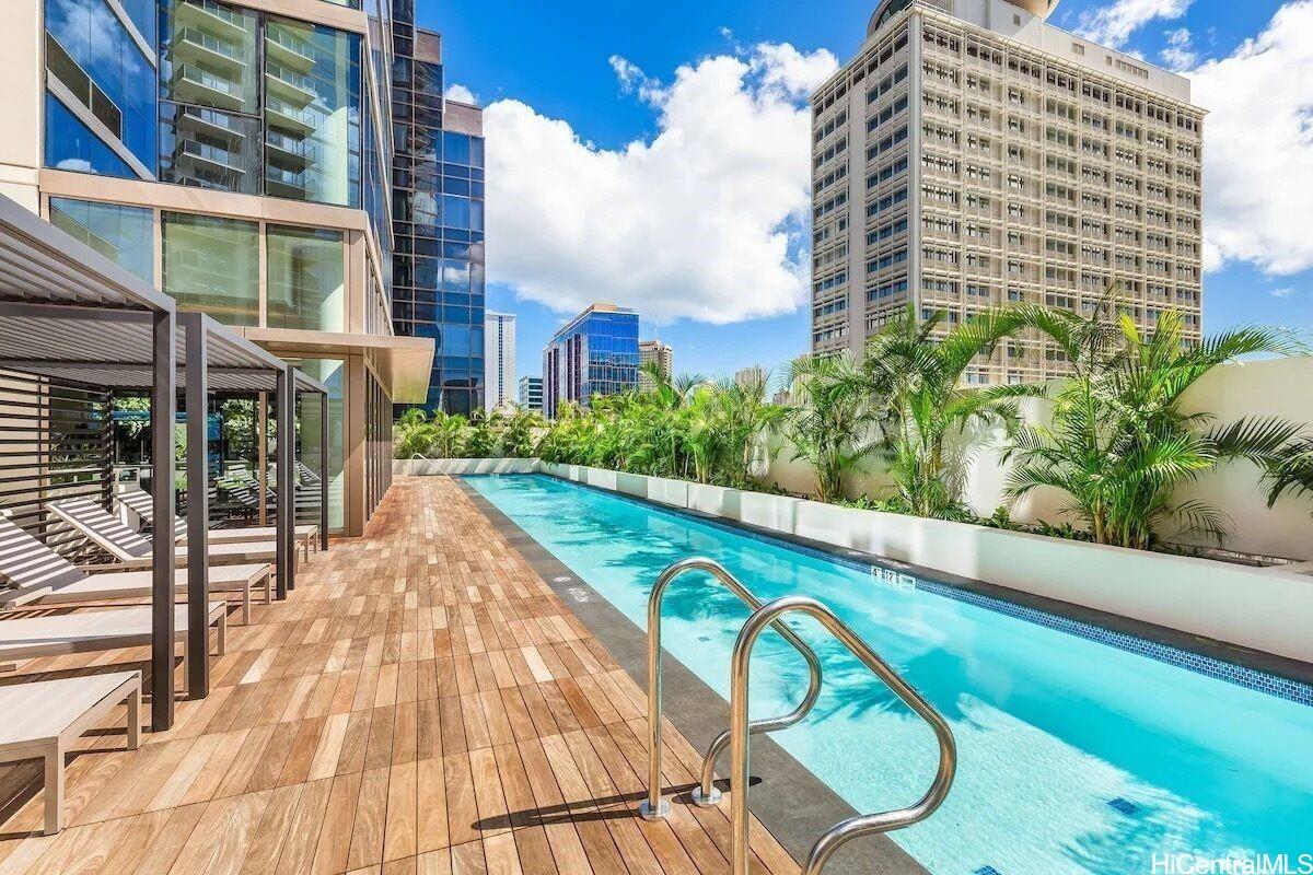 Sky Ala Moana West condo # 3408, Honolulu, Hawaii - photo 6 of 13