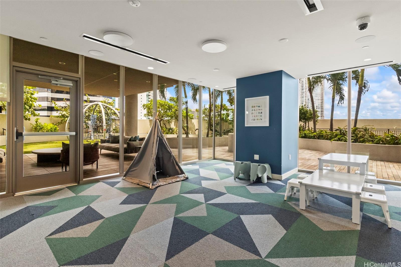 Sky Ala Moana West condo # 3410, Honolulu, Hawaii - photo 20 of 22