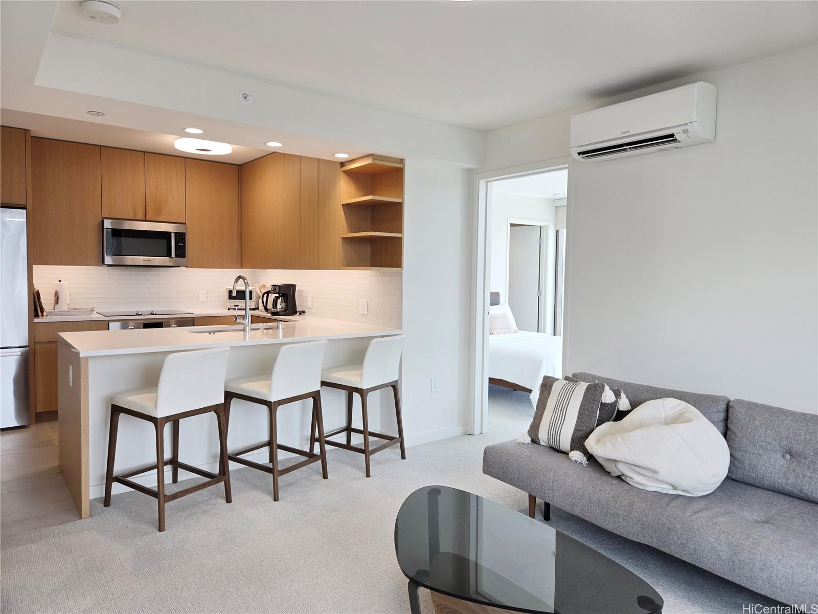 1388 Kapiolani Blvd Honolulu - Rental - photo 4 of 25