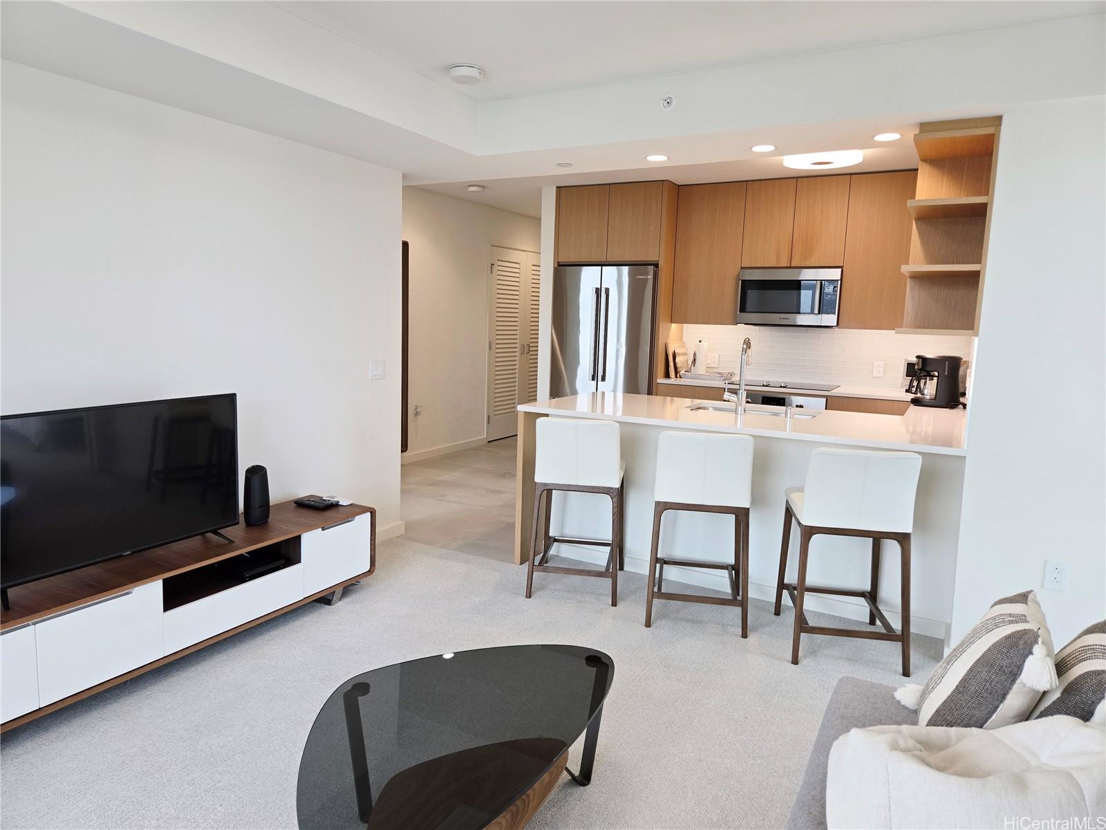 1388 Kapiolani Blvd Honolulu - Rental - photo 5 of 25