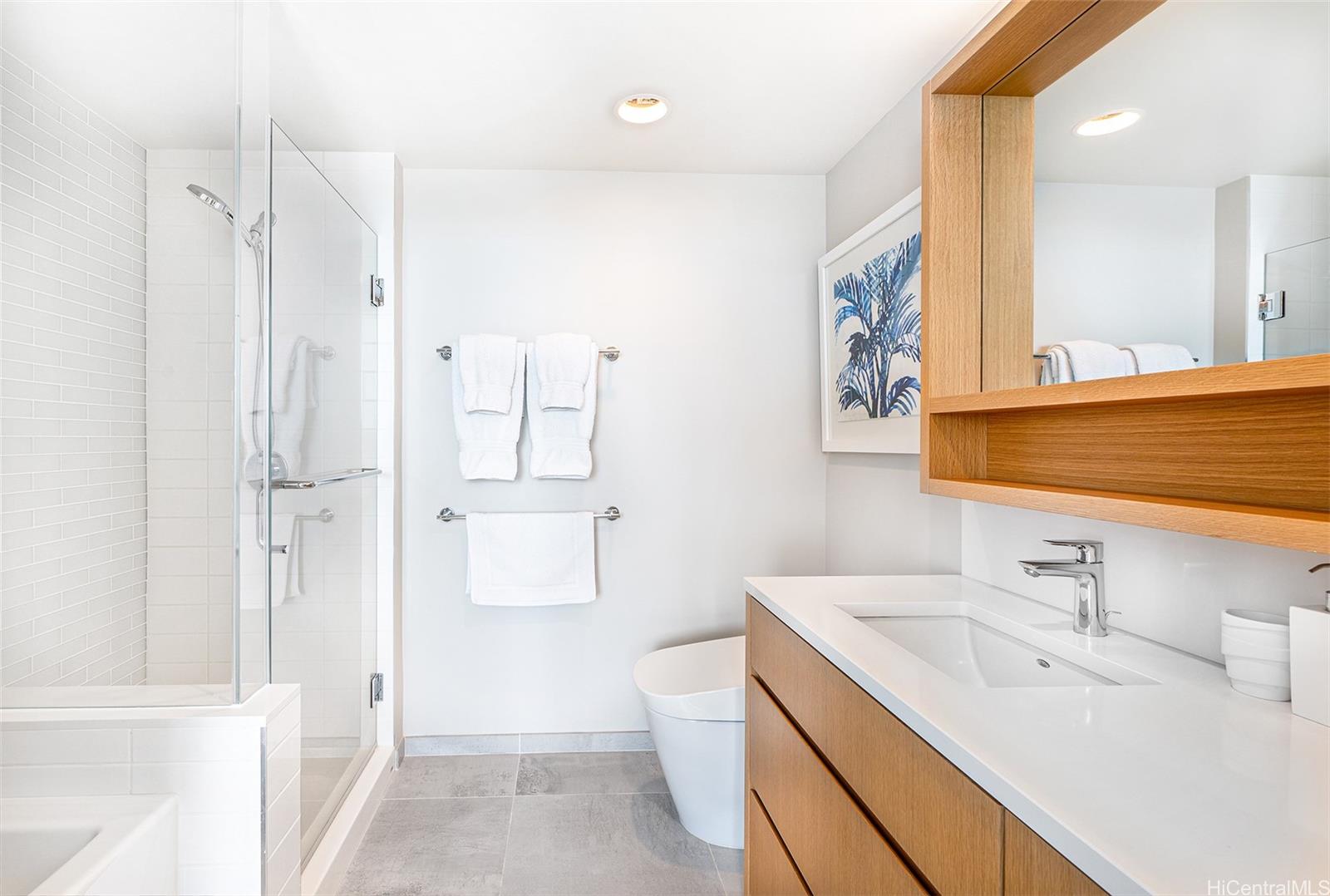 Sky Ala Moana West condo # 3501, Honolulu, Hawaii - photo 10 of 24