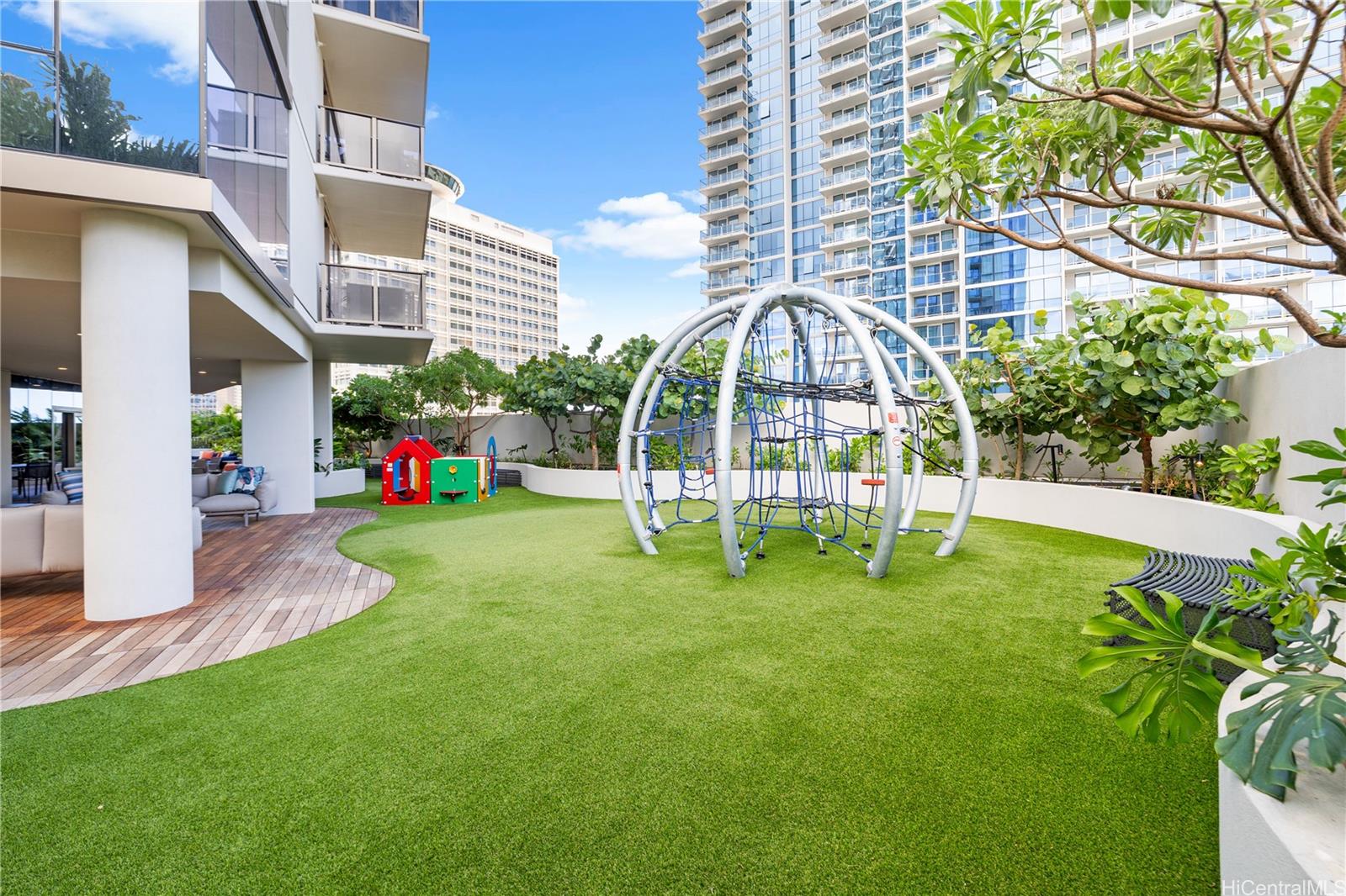 Sky Ala Moana West condo # 3709, Honolulu, Hawaii - photo 22 of 25