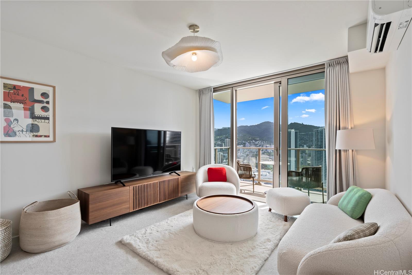 1388 Kapiolani Blvd Honolulu - Rental - photo 2 of 25