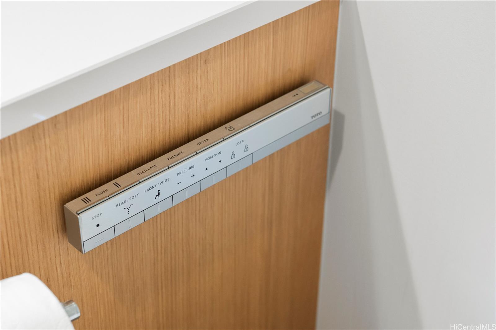 1388 Kapiolani Blvd Honolulu - Rental - photo 11 of 25