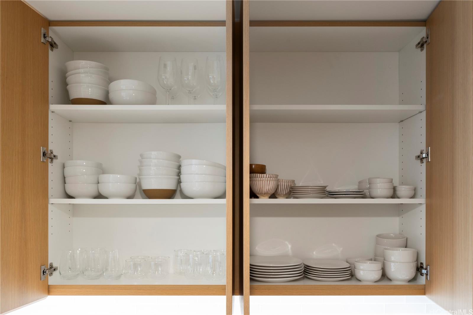 1388 Kapiolani Blvd Honolulu - Rental - photo 21 of 25