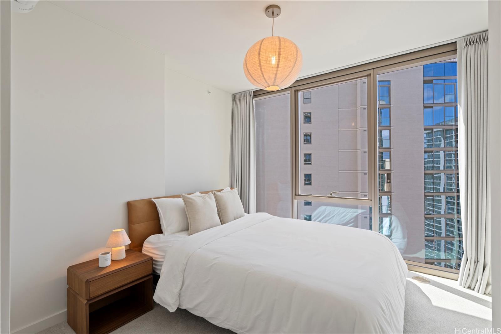 1388 Kapiolani Blvd Honolulu - Rental - photo 7 of 25