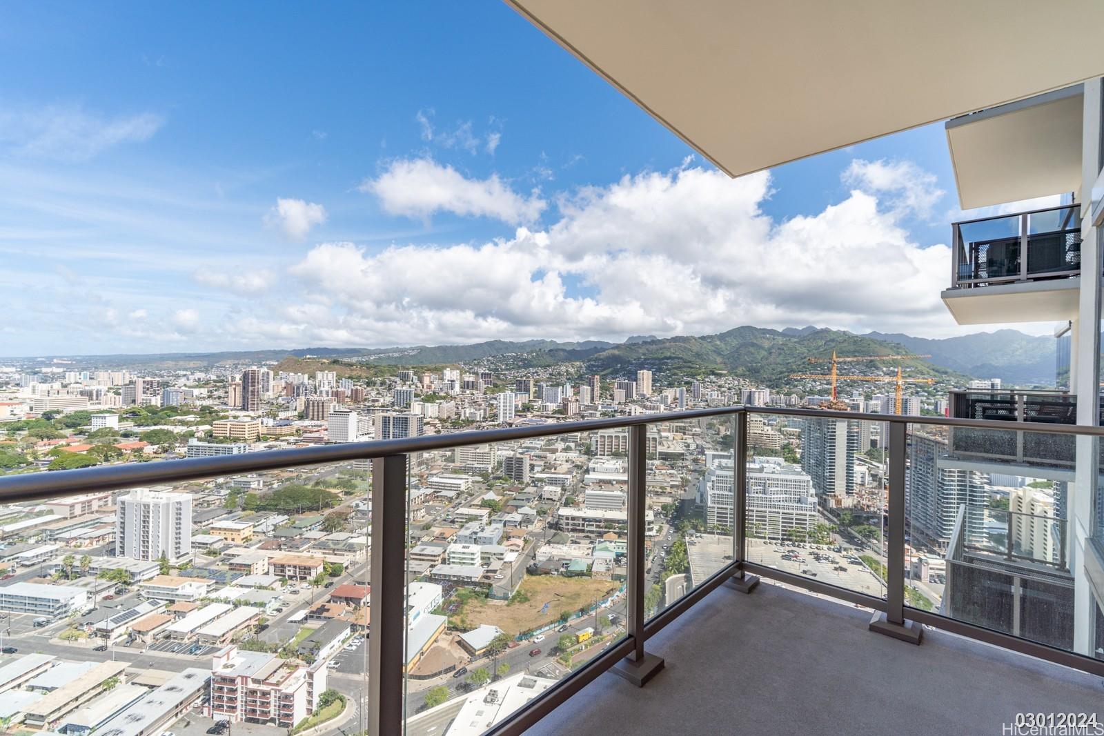 1388 Kapiolani Blvd Honolulu - Rental - photo 11 of 25