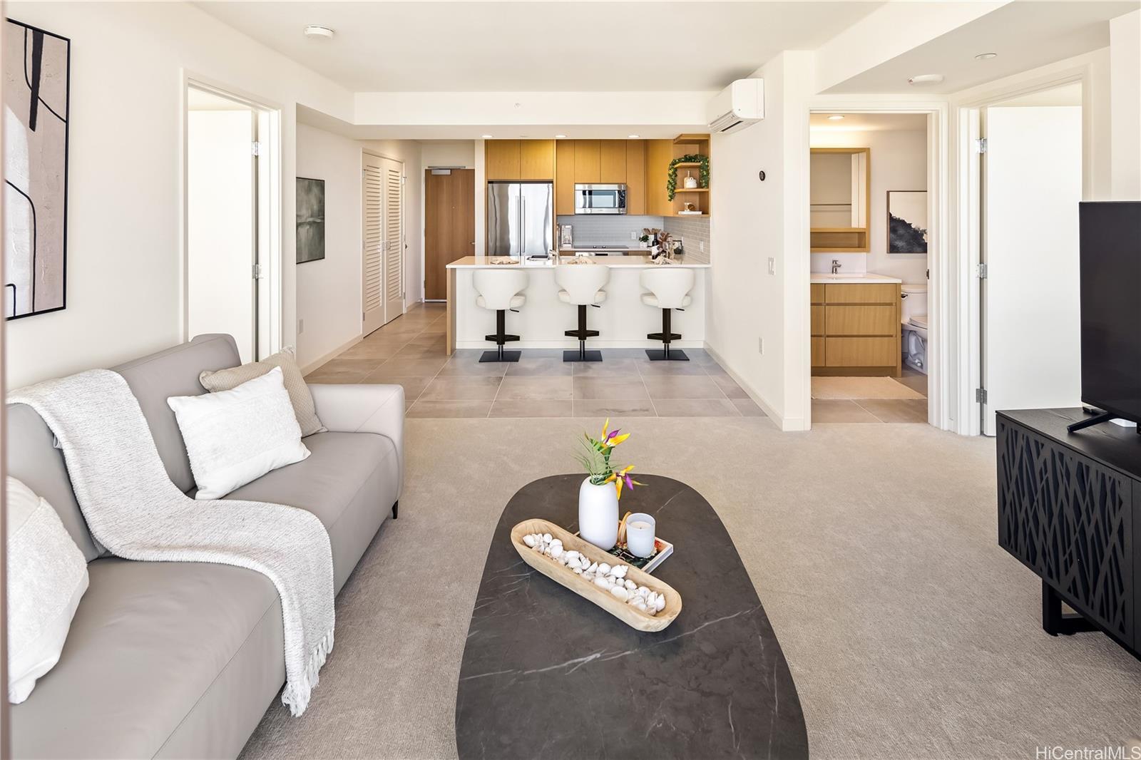 Sky Ala Moana West condo # 3906, Honolulu, Hawaii - photo 3 of 23