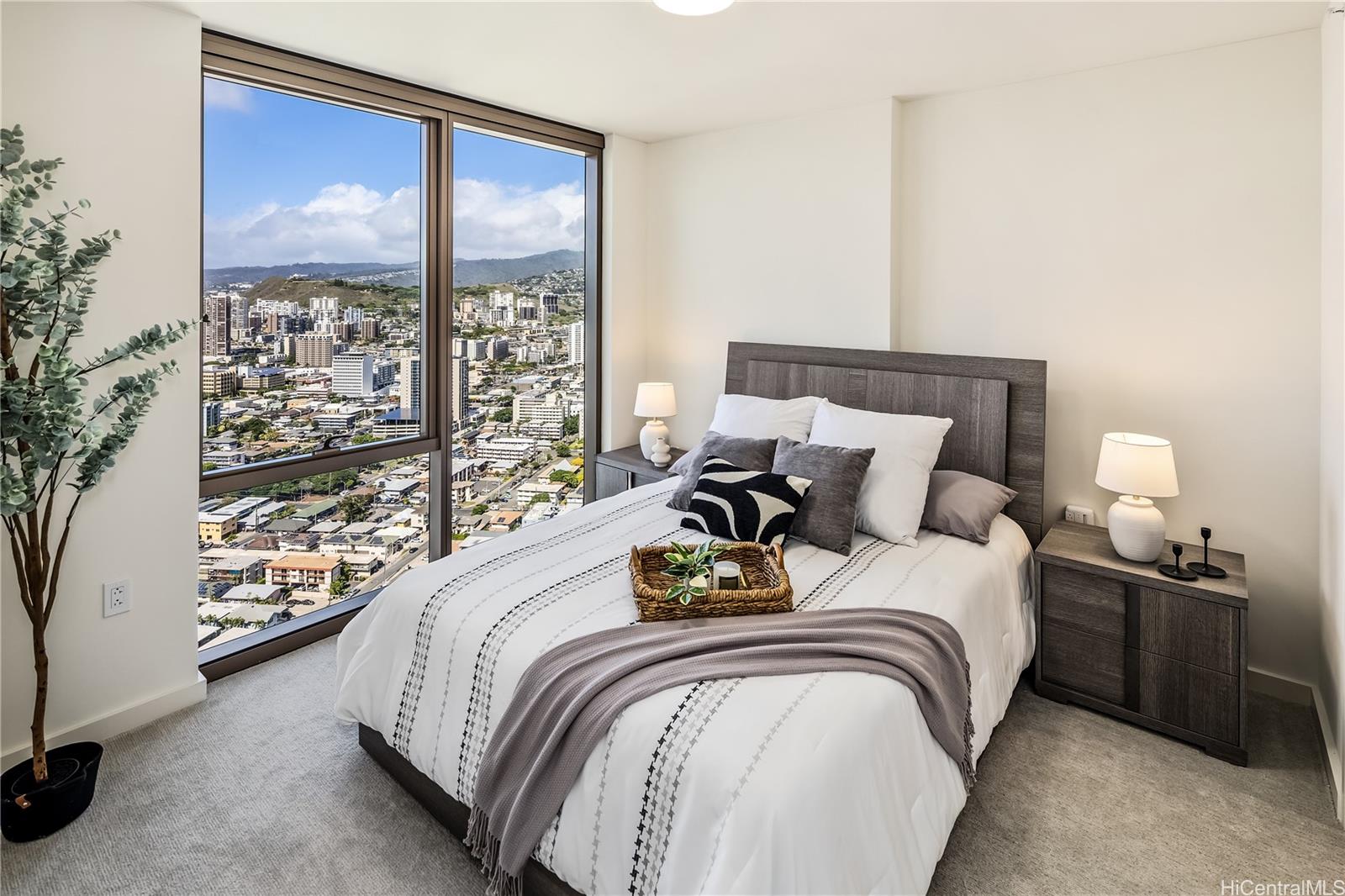 Sky Ala Moana West condo # 3906, Honolulu, Hawaii - photo 9 of 23