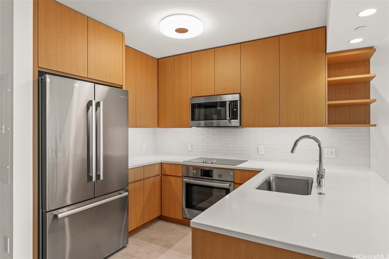 1388 KAPIOLANI Blvd Honolulu - Rental - photo 2 of 20