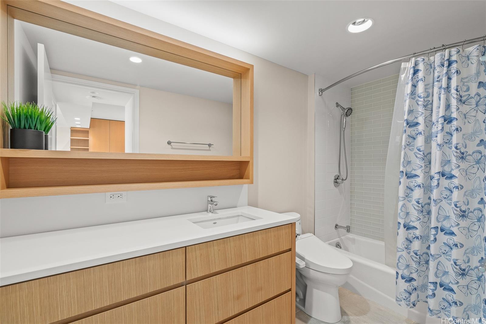 1388 KAPIOLANI Blvd Honolulu - Rental - photo 6 of 20