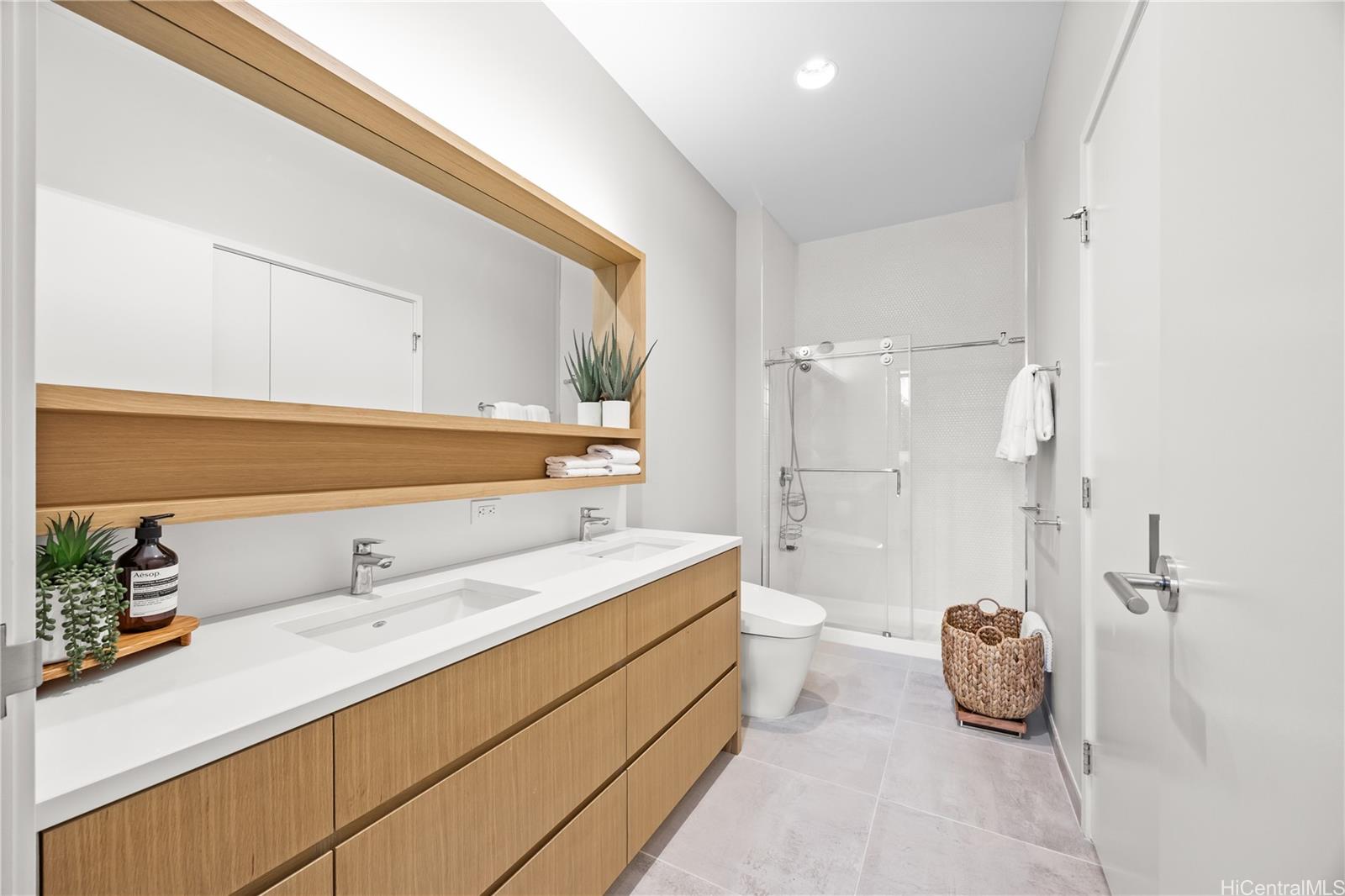 1388 Kapiolani Blvd Honolulu - Rental - photo 13 of 25